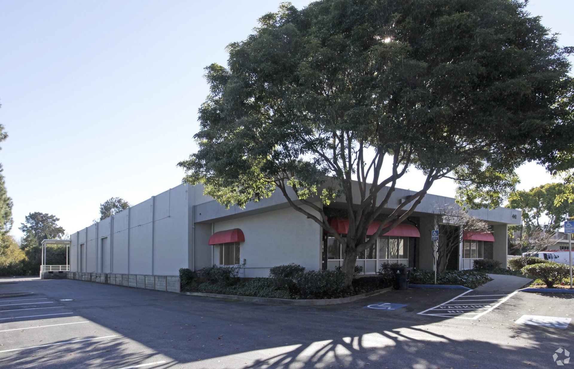 Rare 11K SF Industrial Owner-User Opportunity