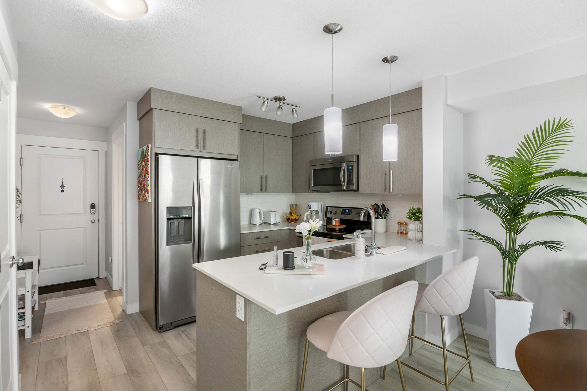 302 Skyview Ranch Drive NE Unit: 6406