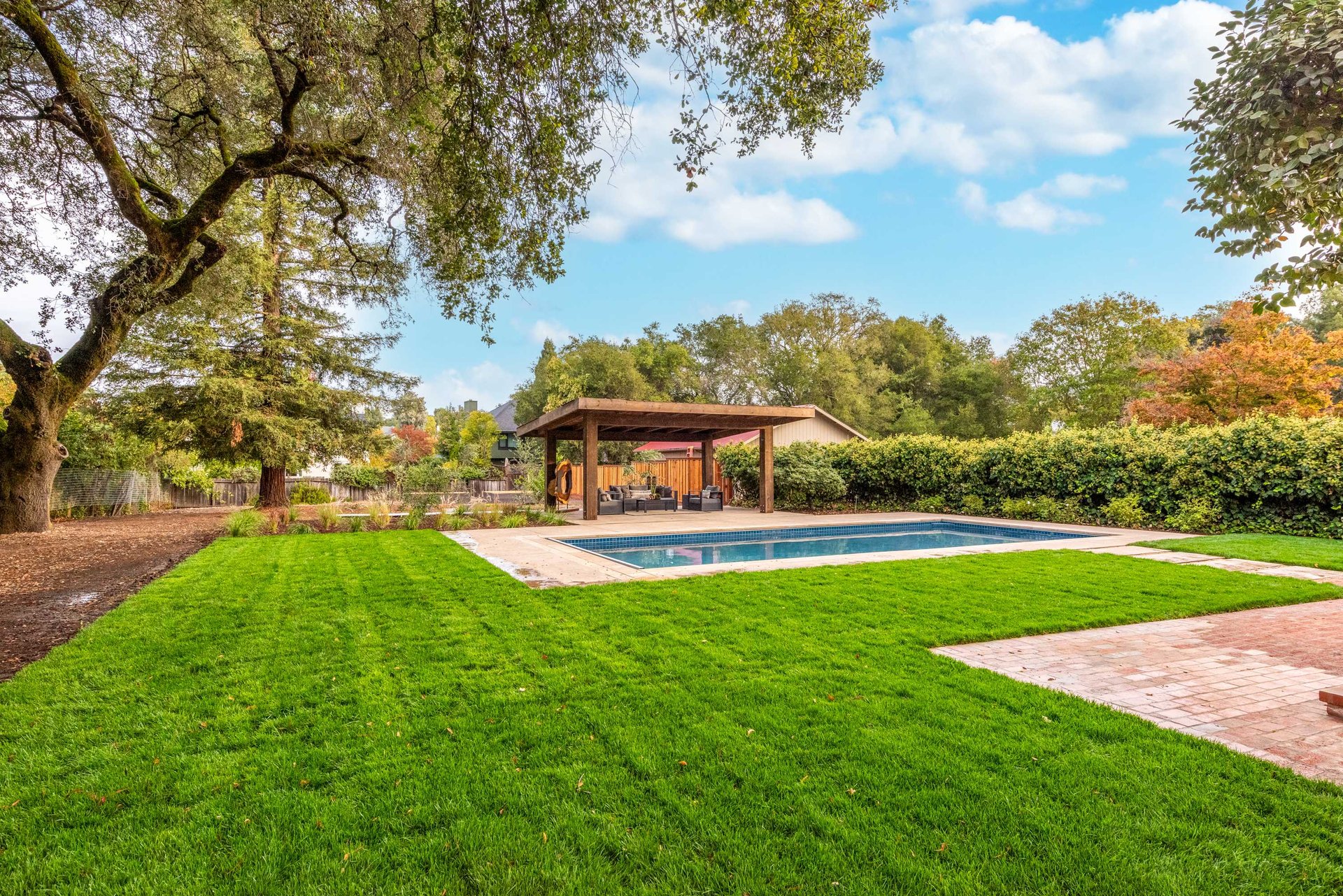 Healsburg Downtown Estate