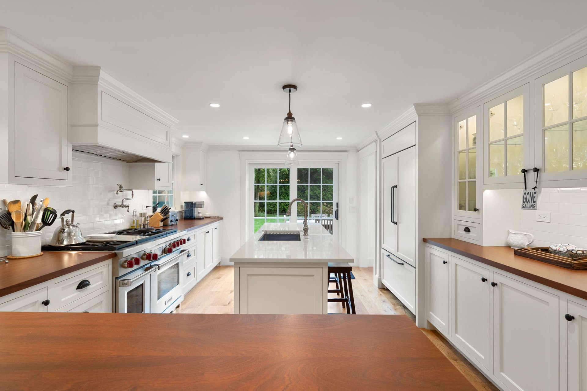 6 Oak Hollow Ln