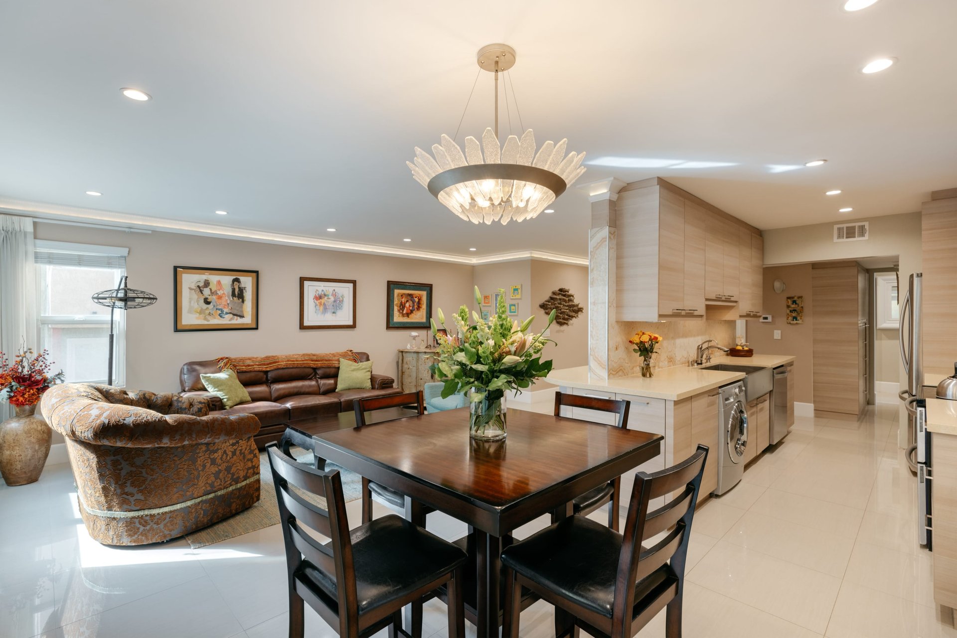 Rare Corner Unit at The Wilshire Barrington