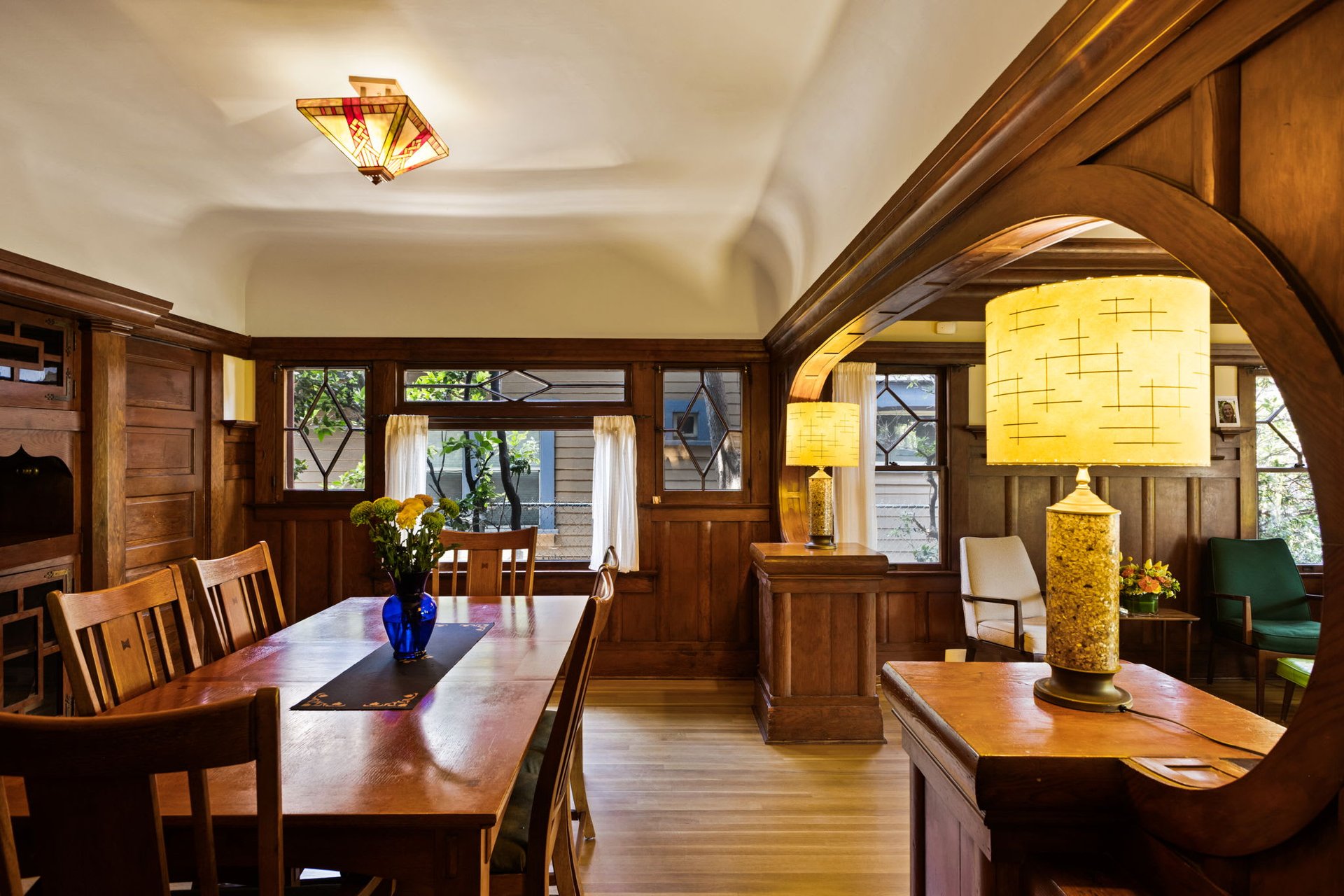 Wonderful Historic Craftsman Home in Jefferson Park