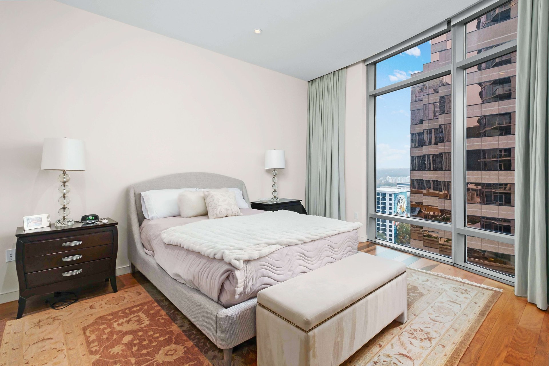 200 Congress Ave #15C
