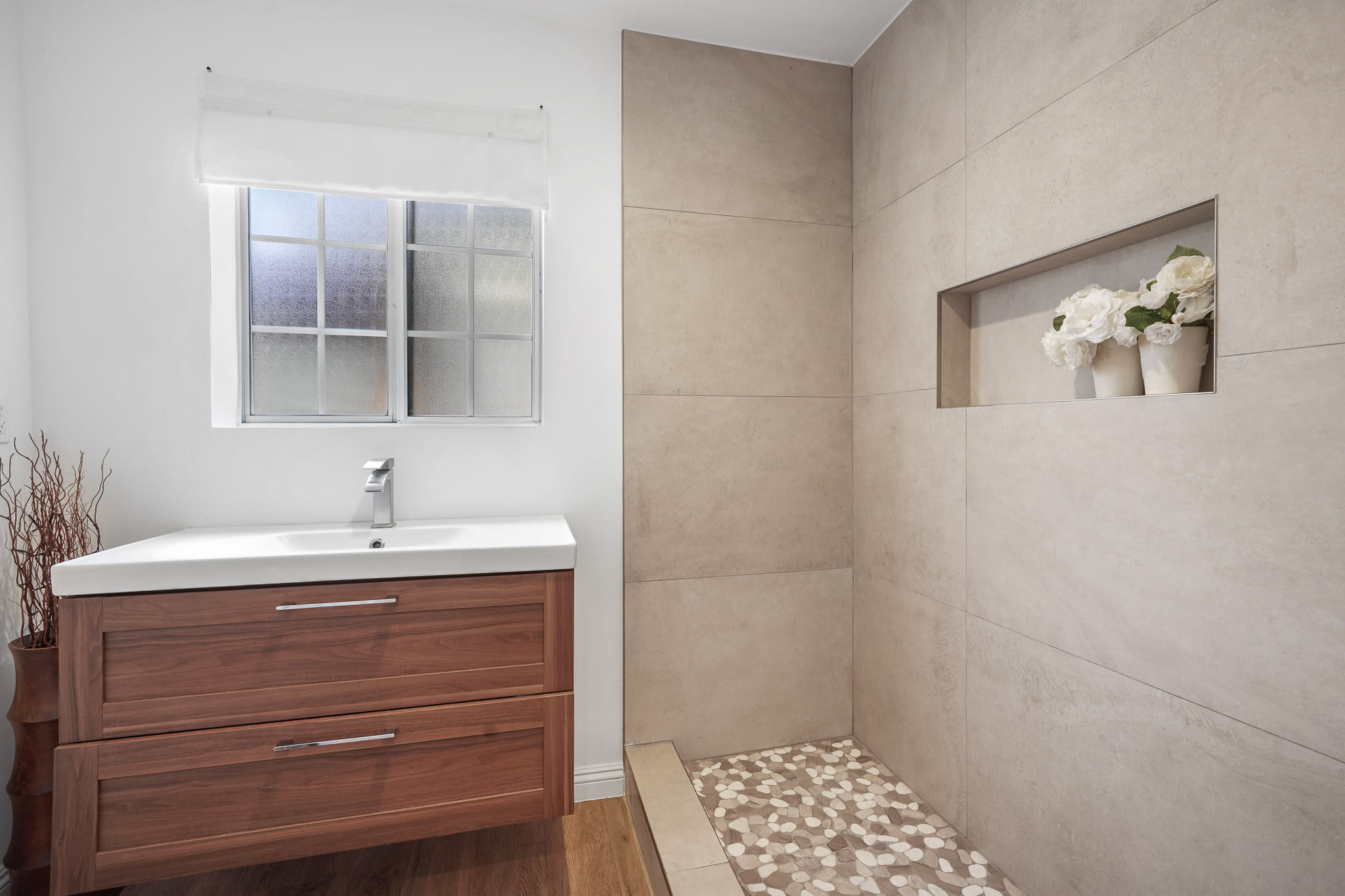 Rare Newer Renovated Duplex (2 on a Lot) in Mid-City
