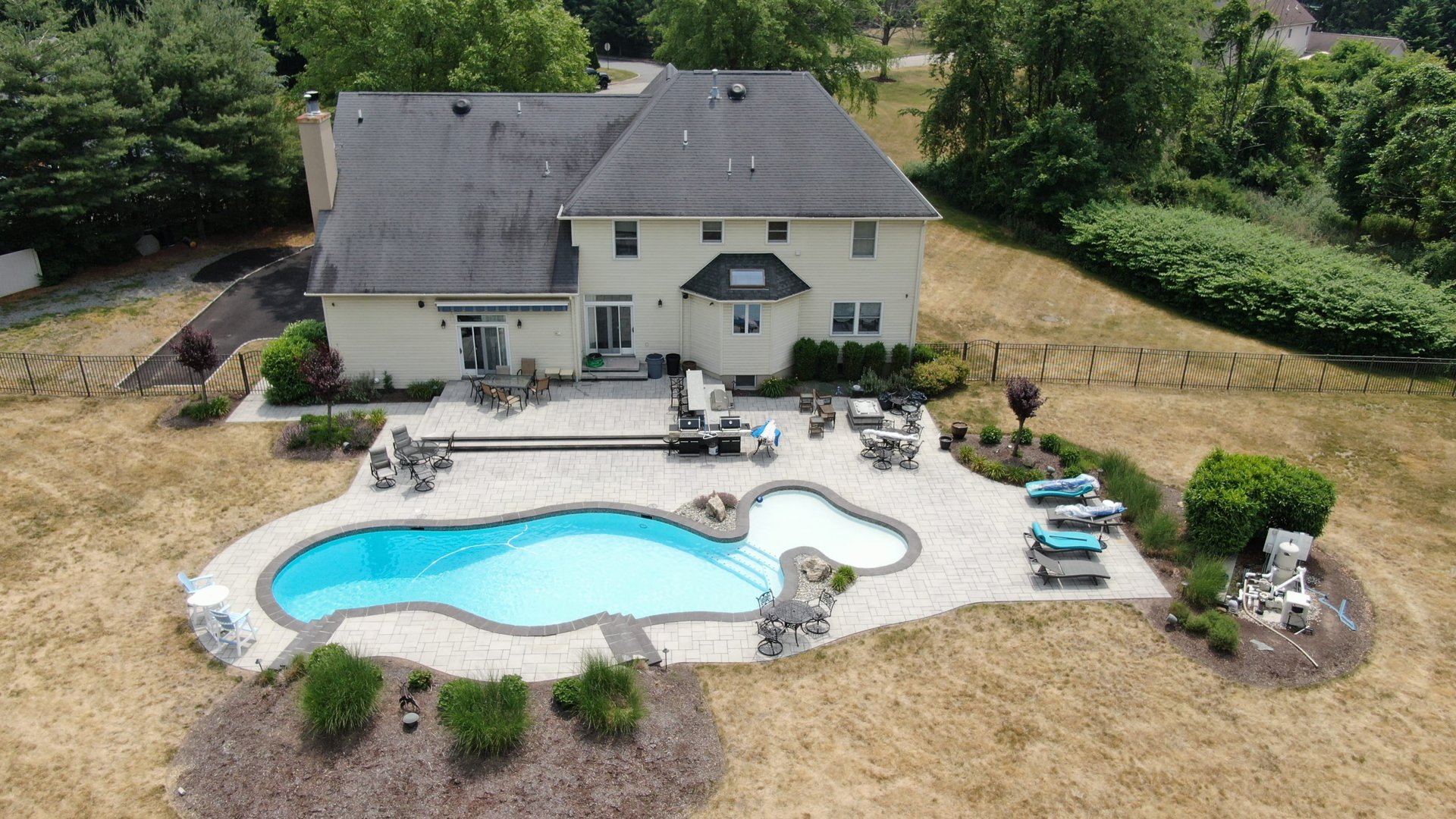 10 Peach Tree Lane