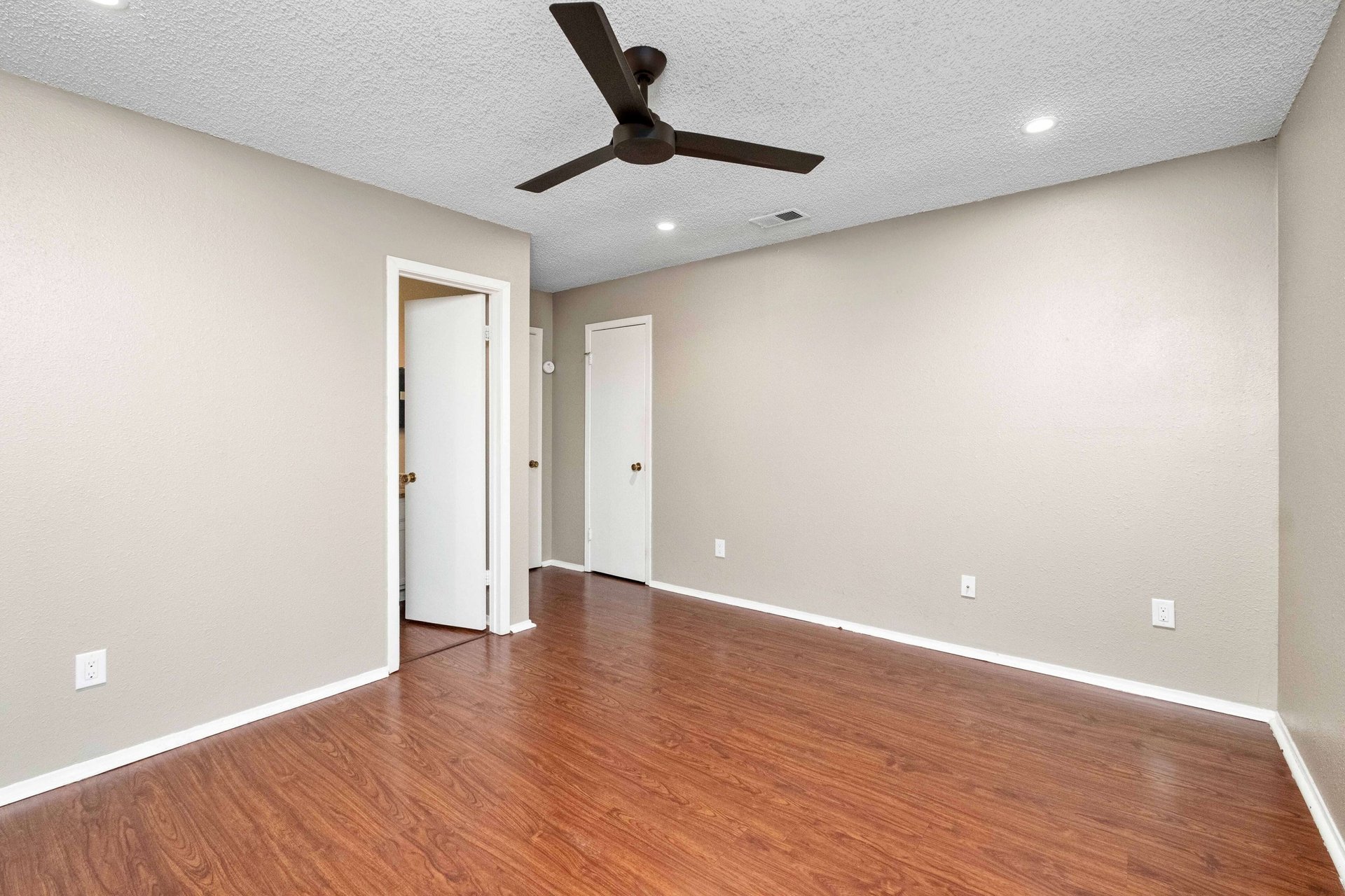 4159 Steck Ave #242