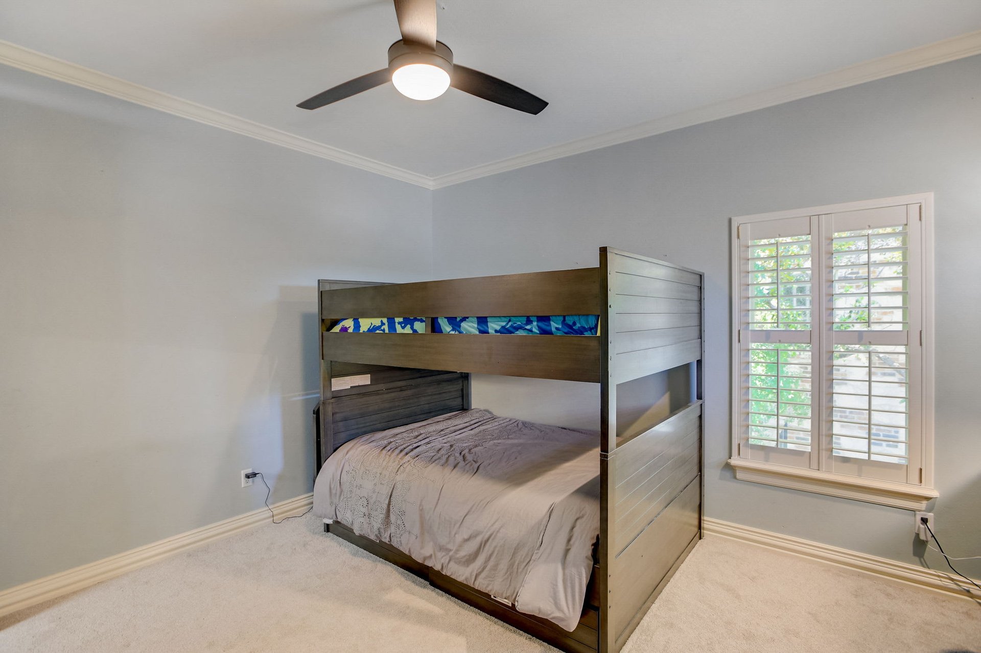 Hill Country Paradise: Luxurious 4/3 Home with Heated Pool/Spa and Spectacular Sunset Views in River Place!