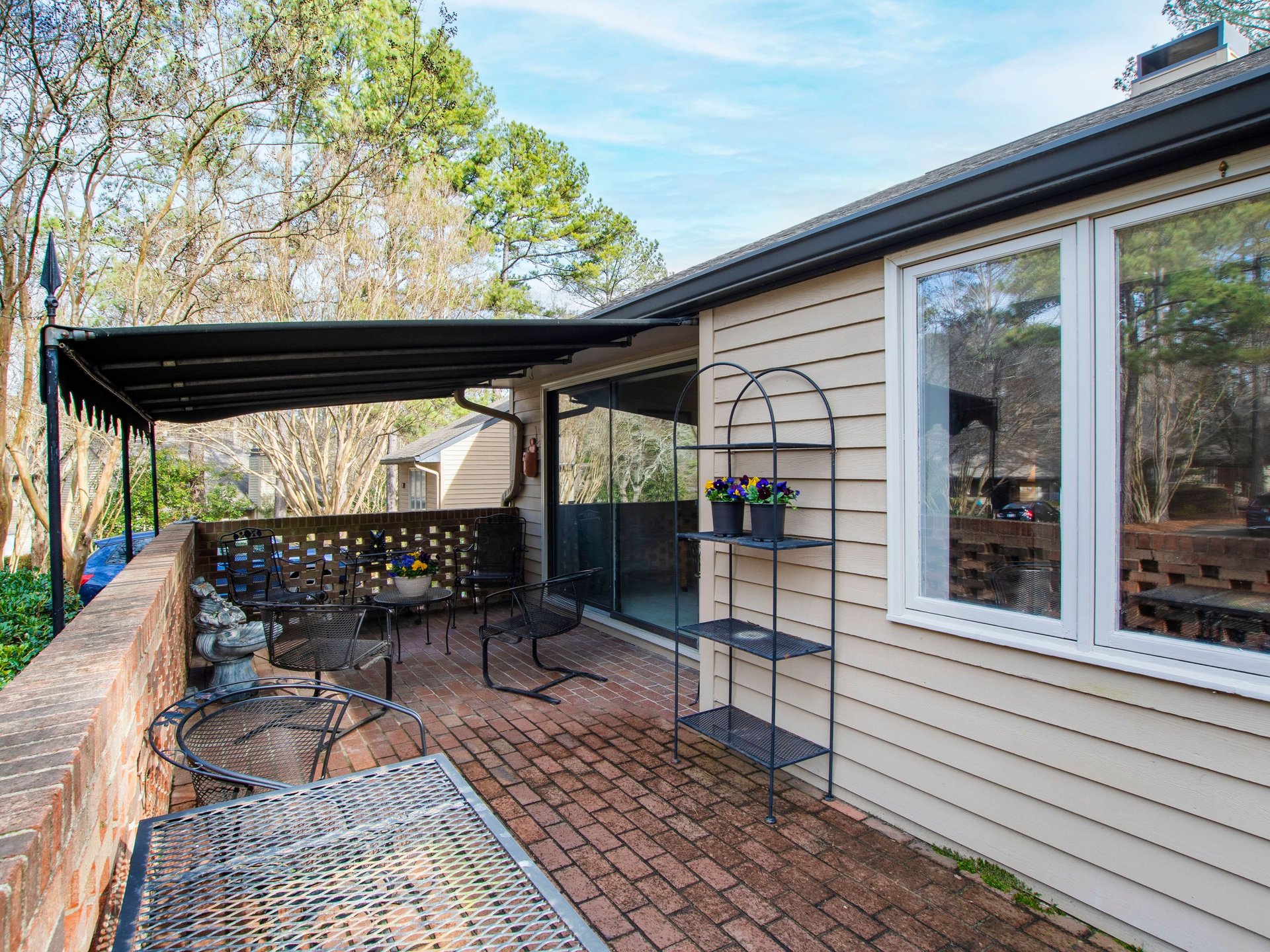39 Glenmore Drive