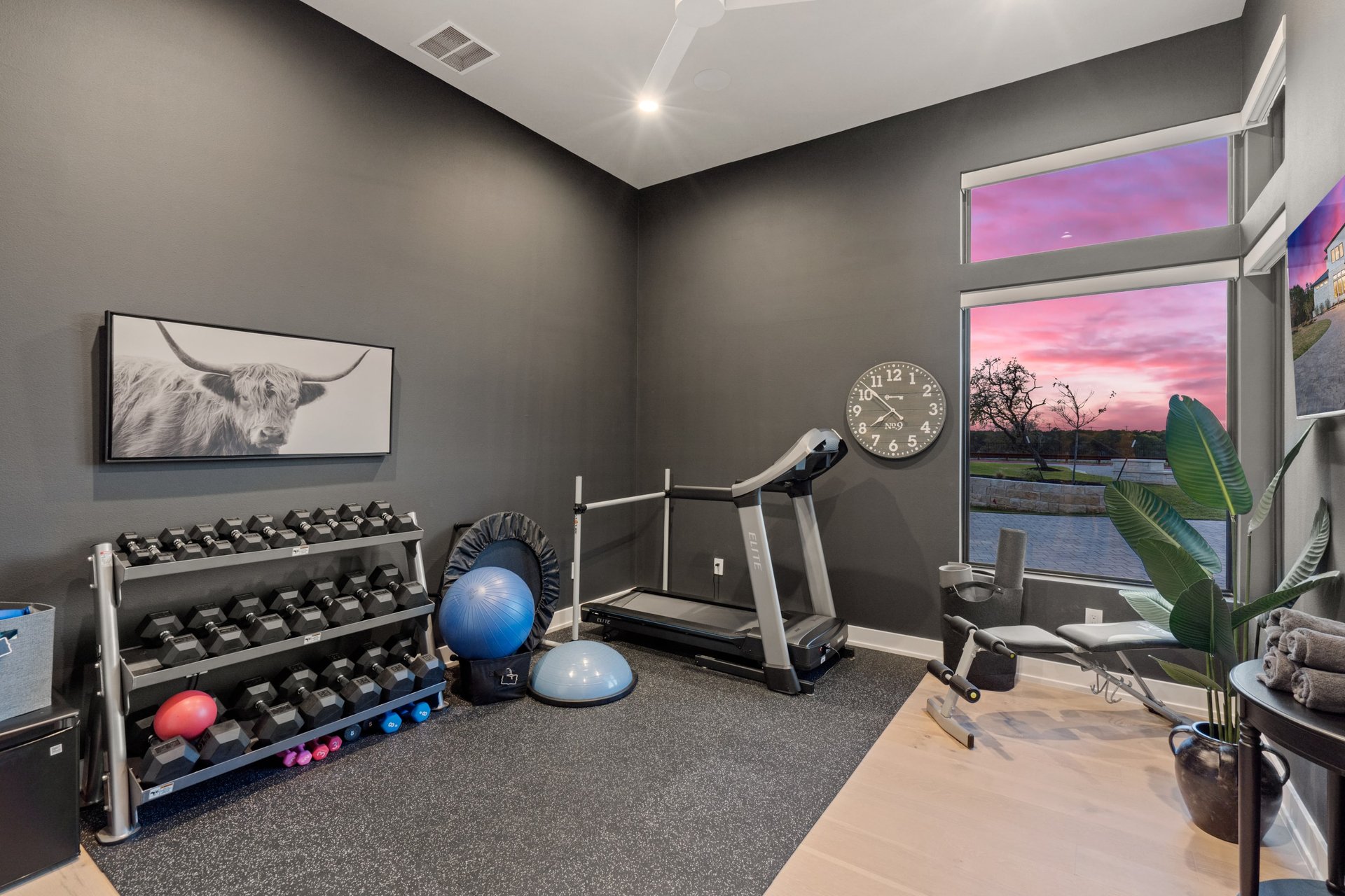 Private Address, Austin, TX 78738
