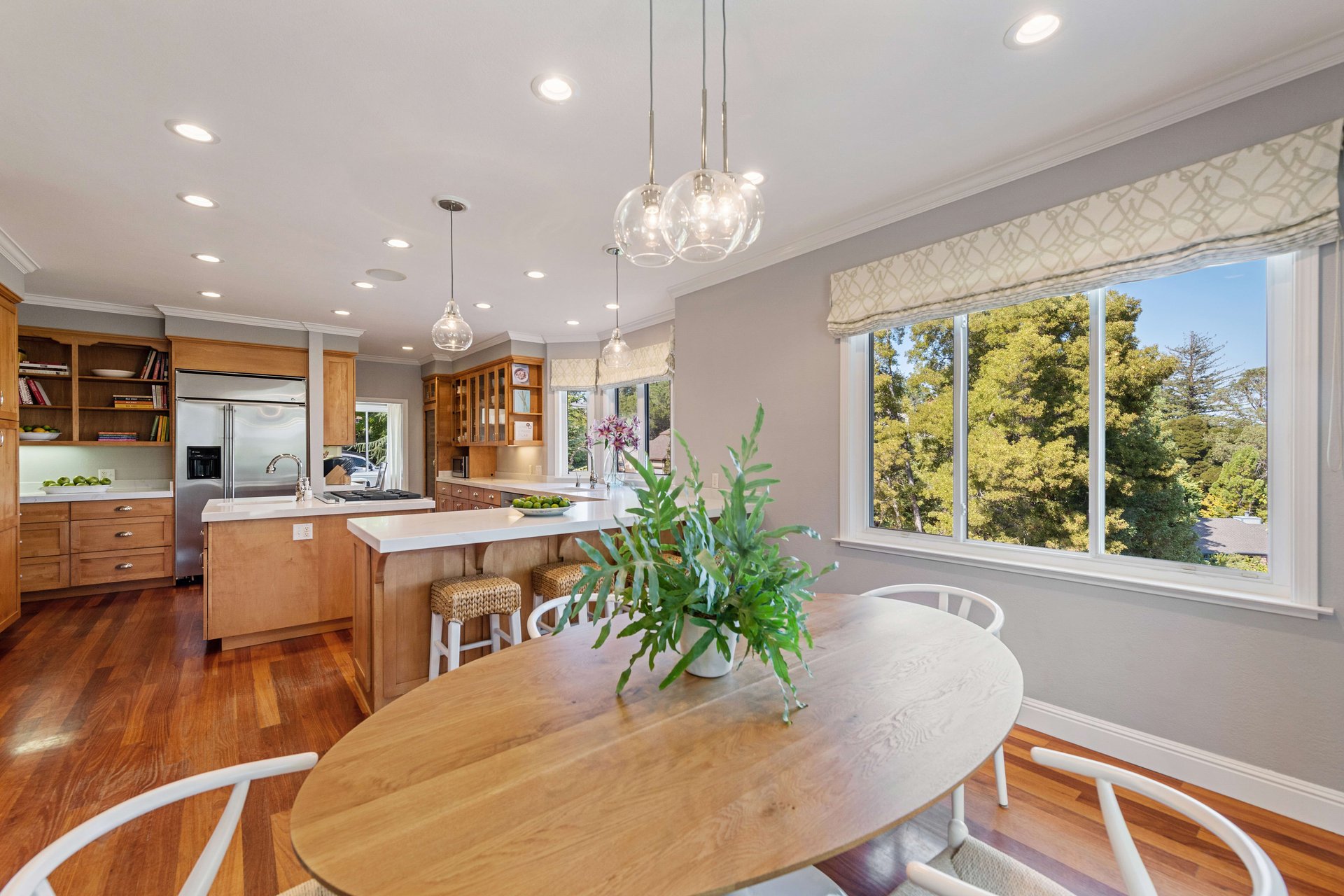 1095 Macadamia Drive