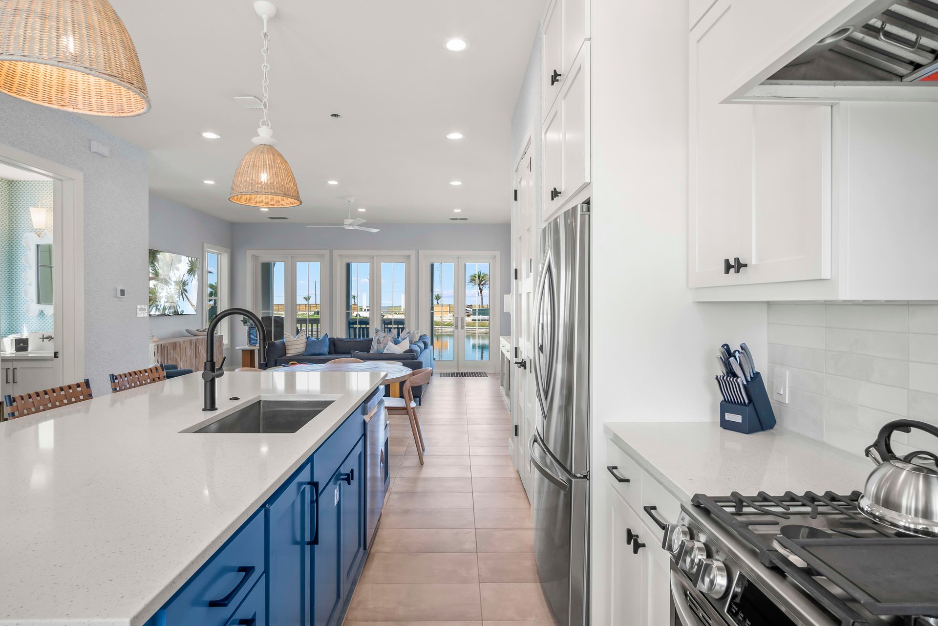 104 Neighborly Way, Port Aransas, TX 78373