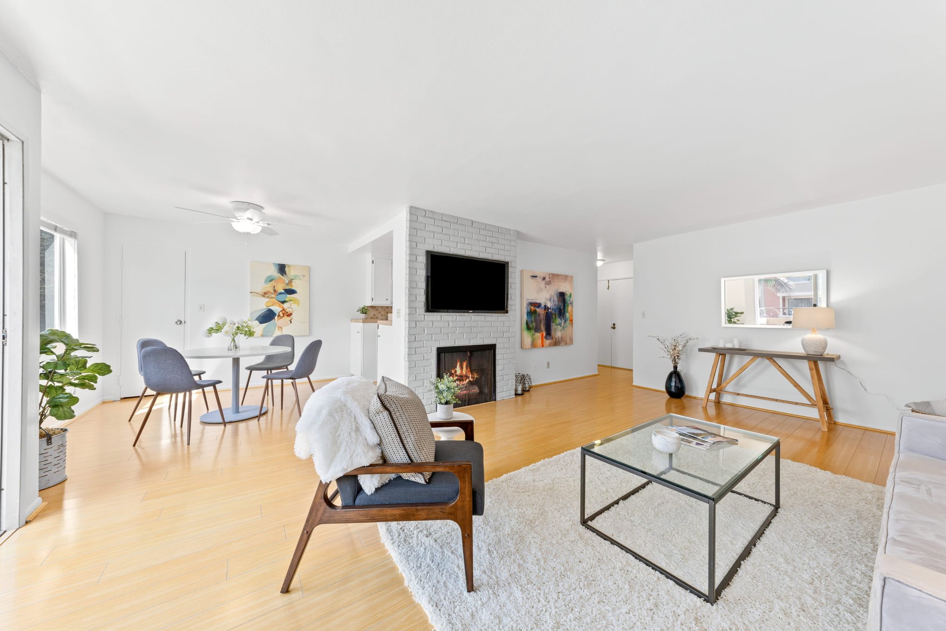 2320 S Bentley Ave #102, West LA