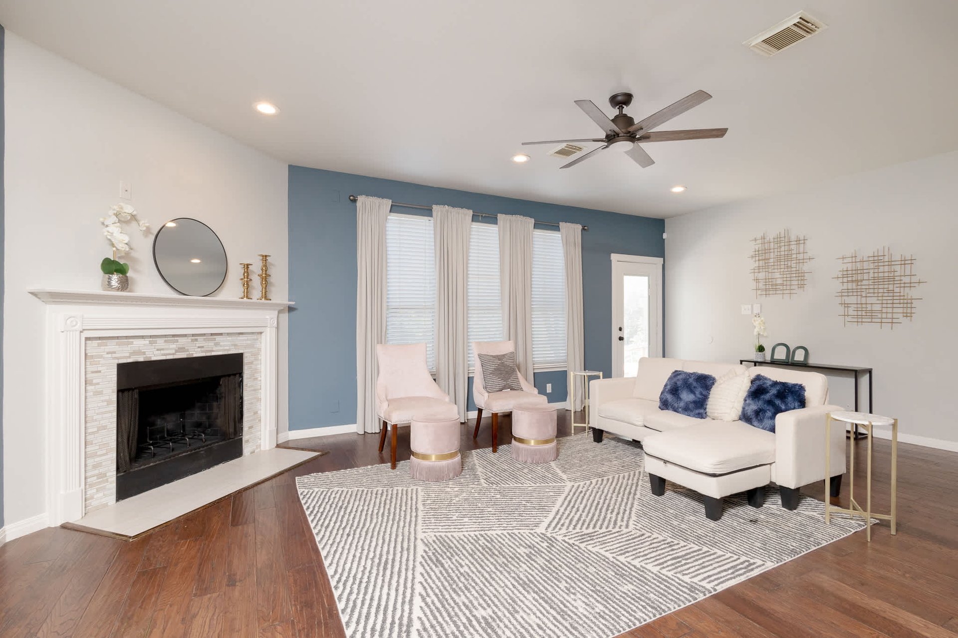 24843 CRESCENT RUN