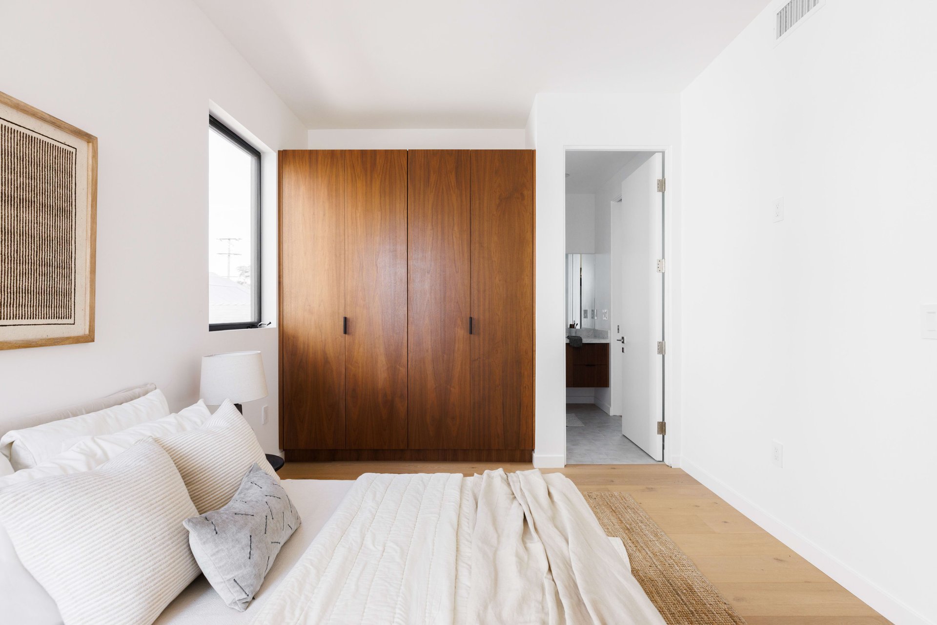 A Chic and Private New Construction in Silver Lake