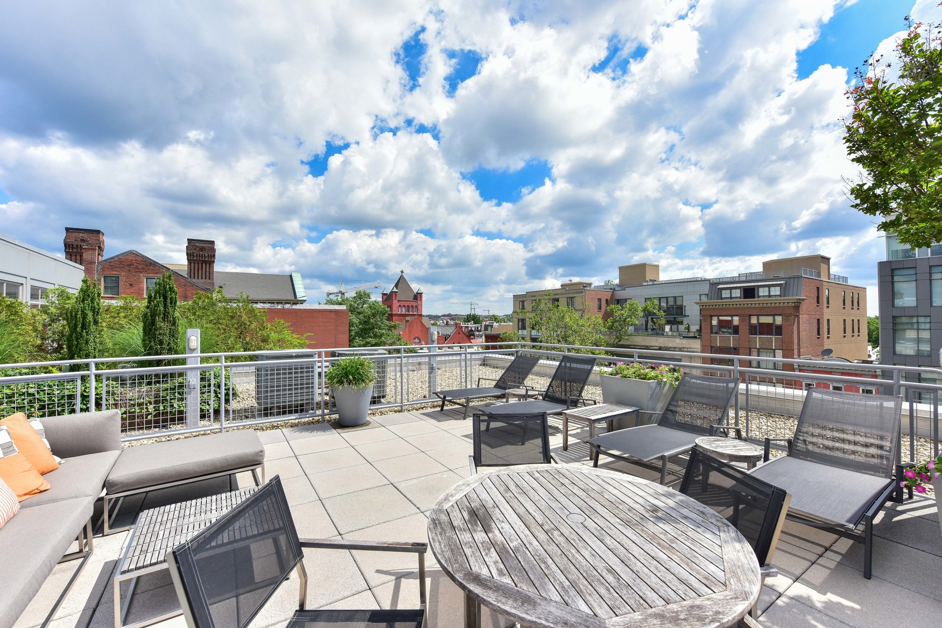 1401 Church St NW, #514