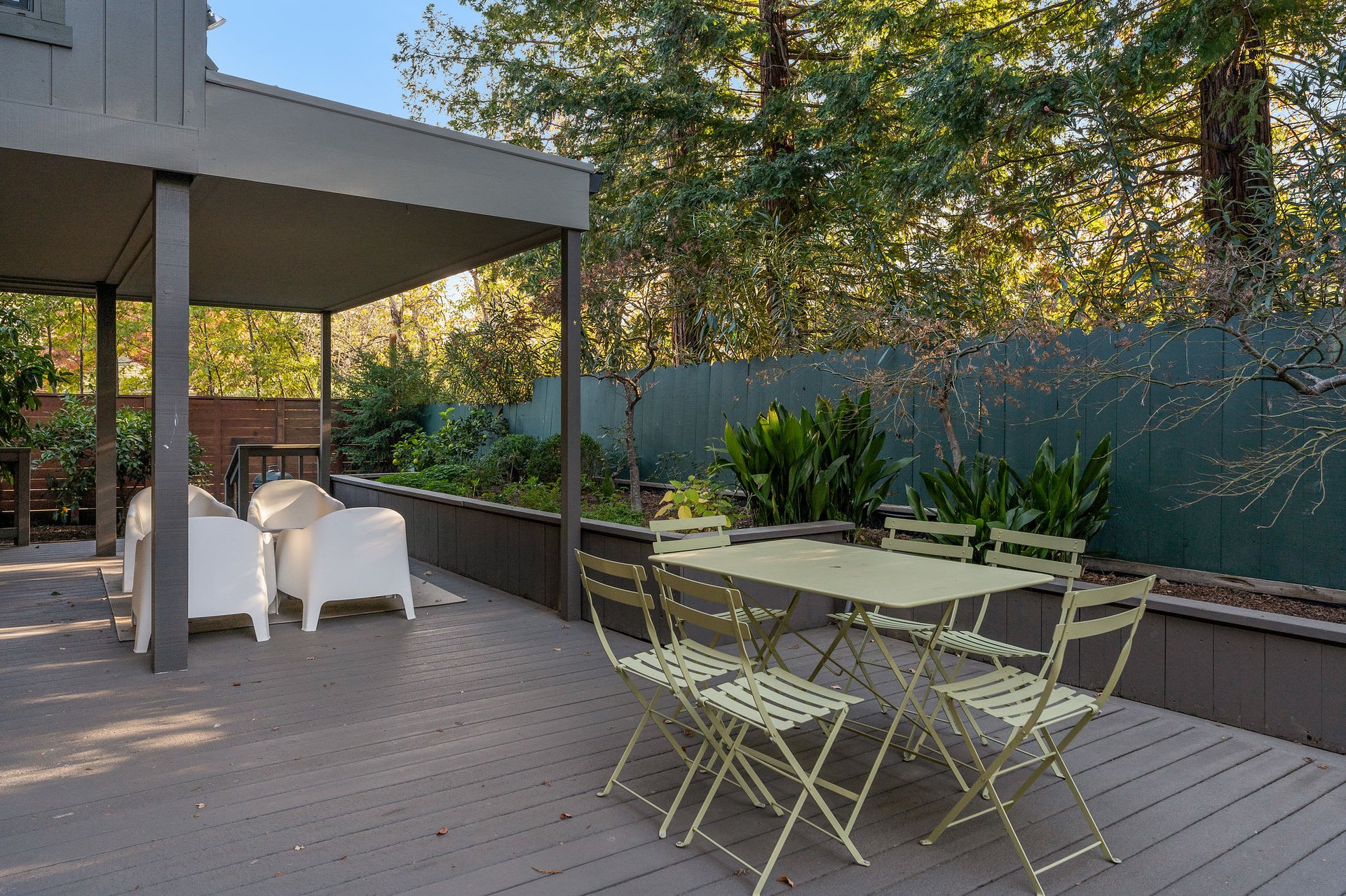 1385 Grove Court, St Helena