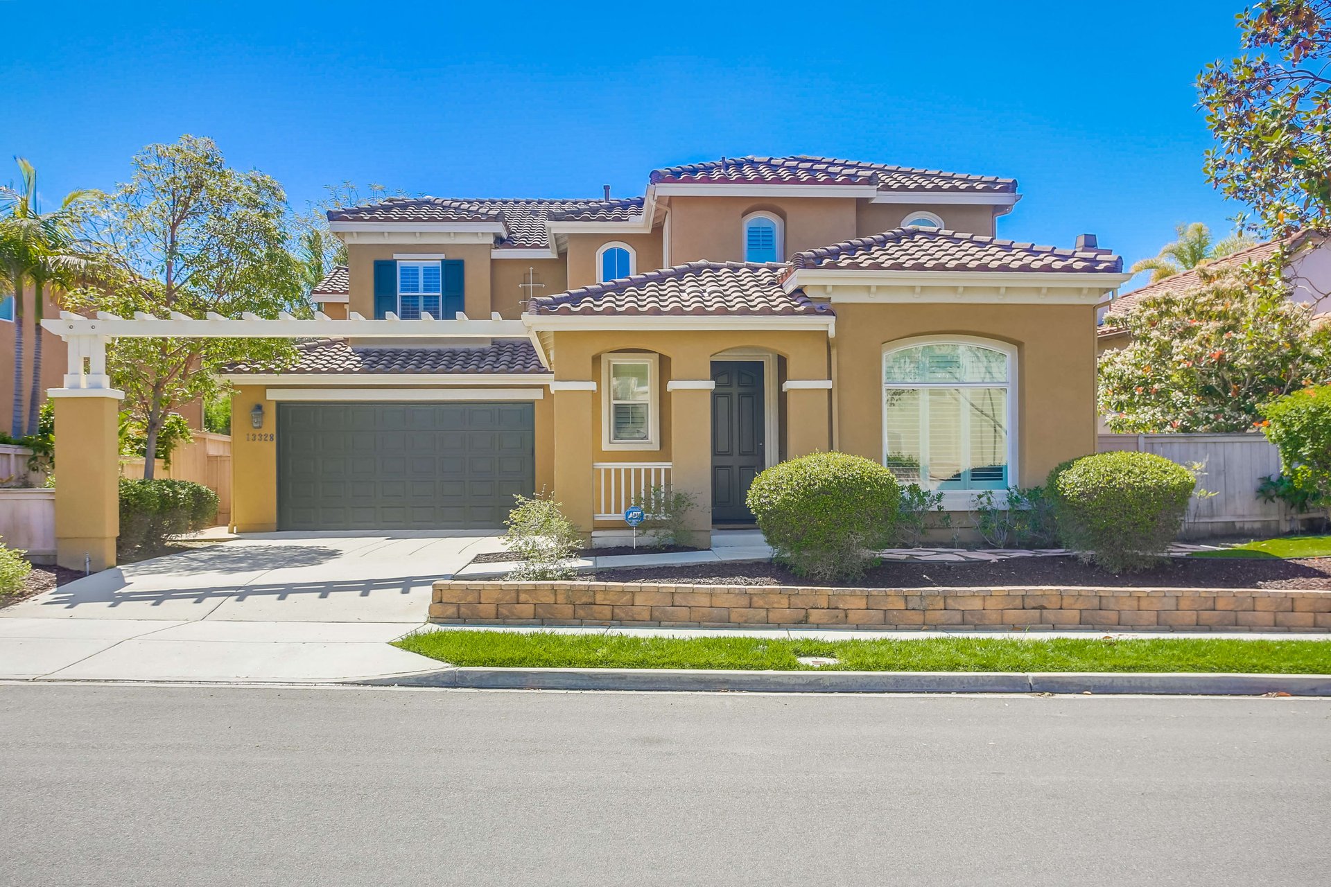 13328 Deer Canyon Pl