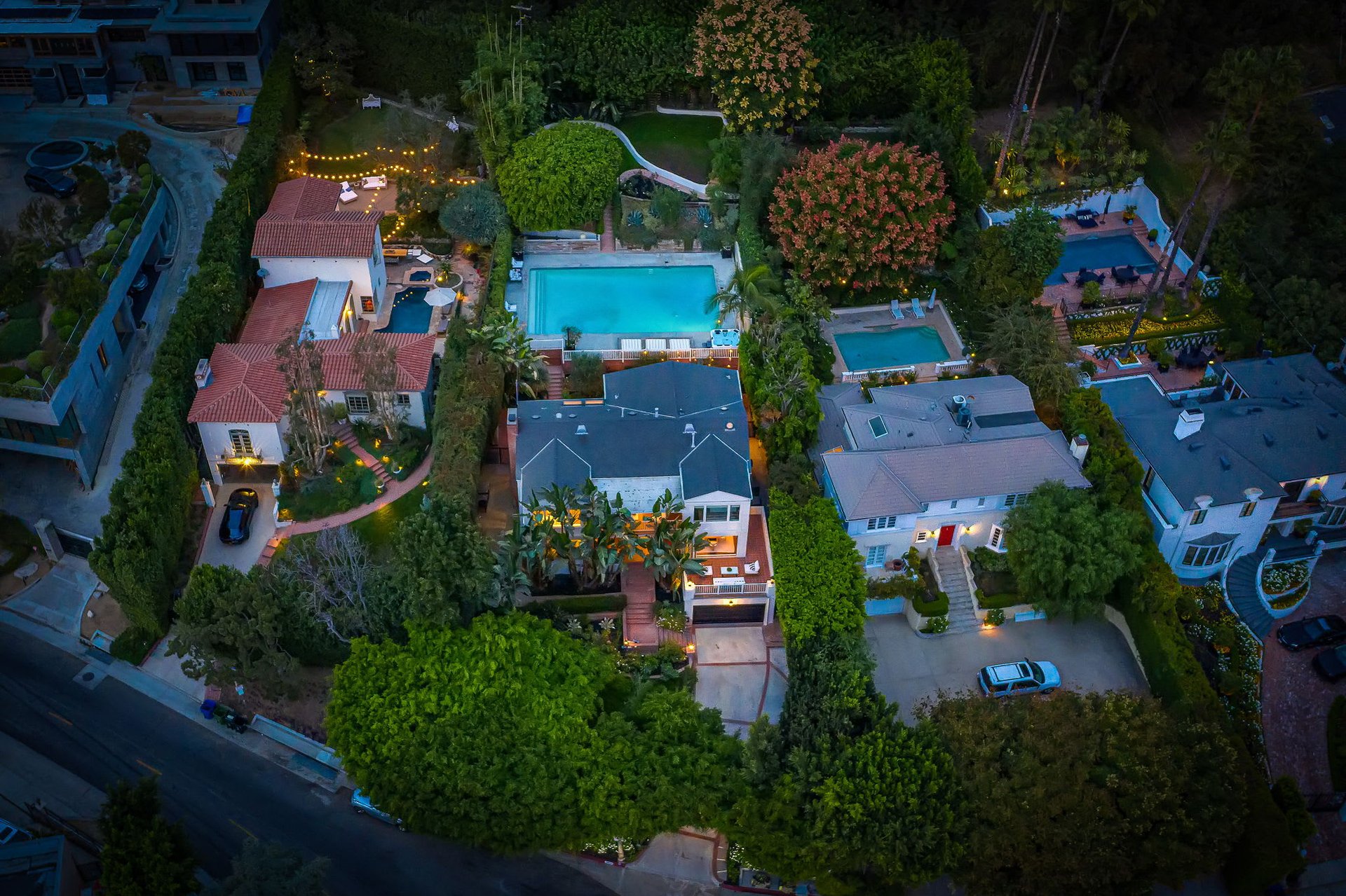 9049 Shoreham Drive