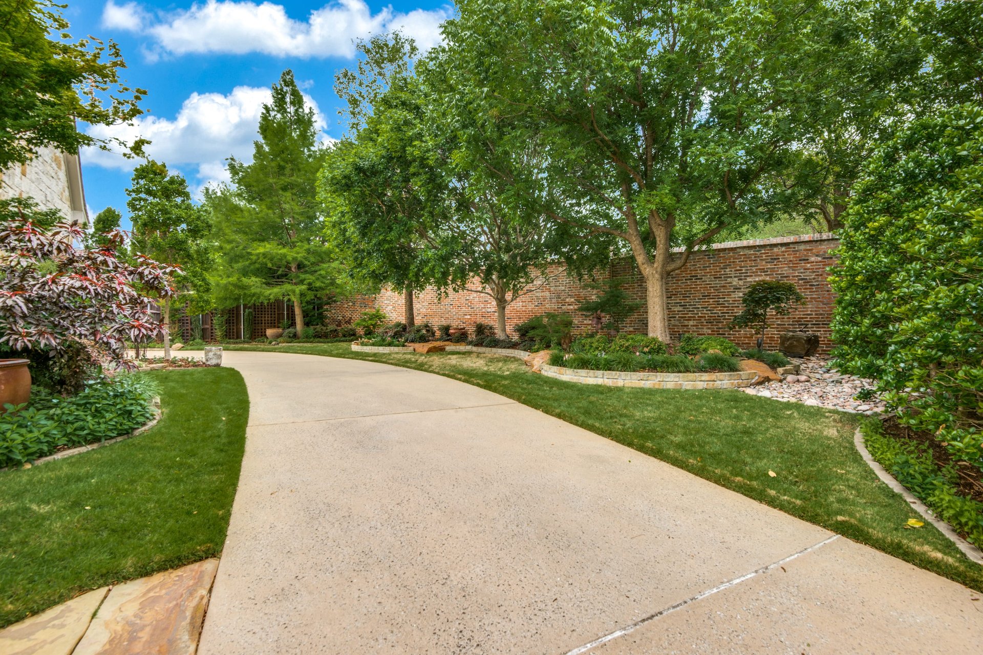 12 Armstrong Drive
