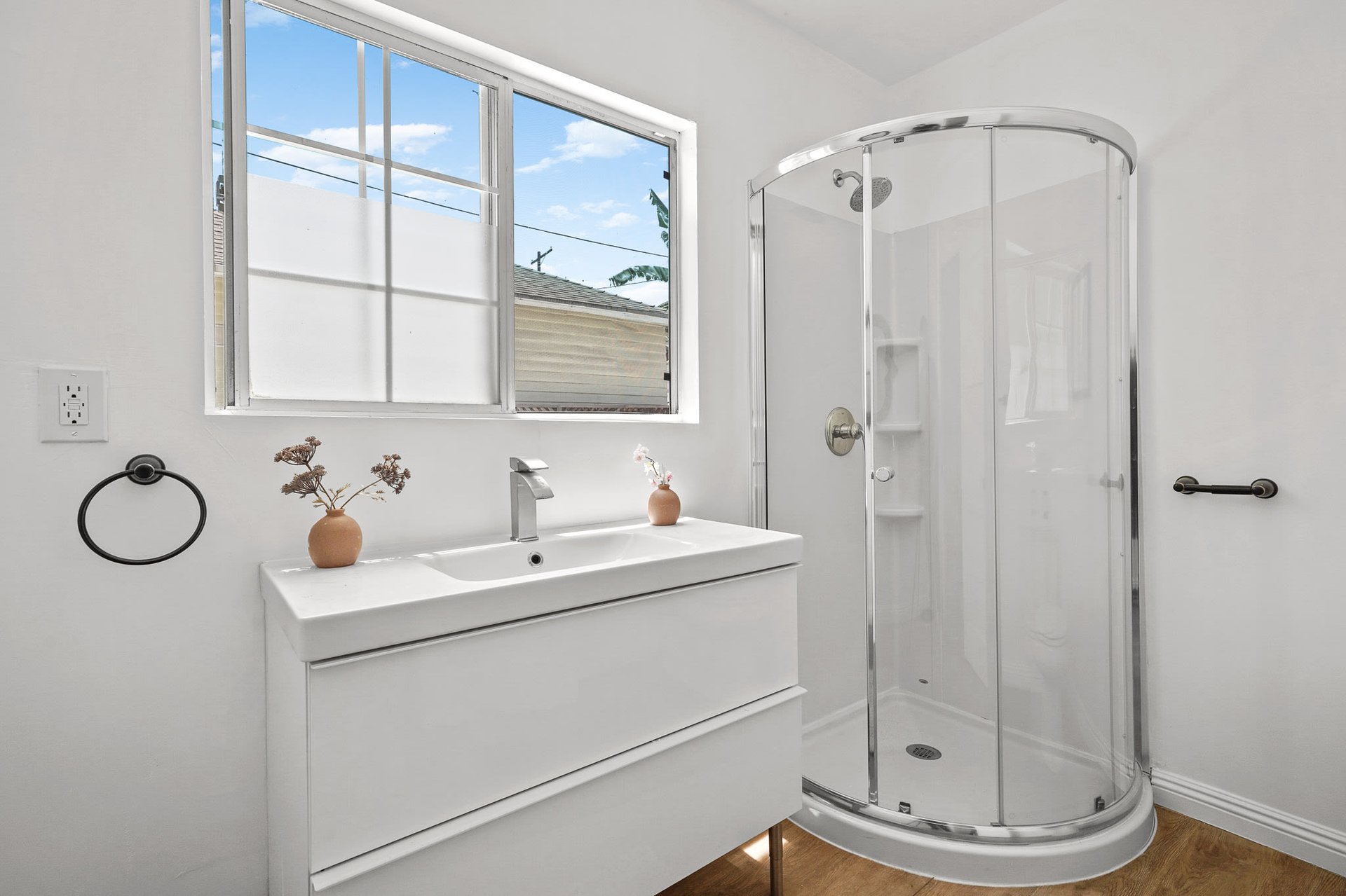 Rare Newer Renovated Duplex (2 on a Lot) in Mid-City