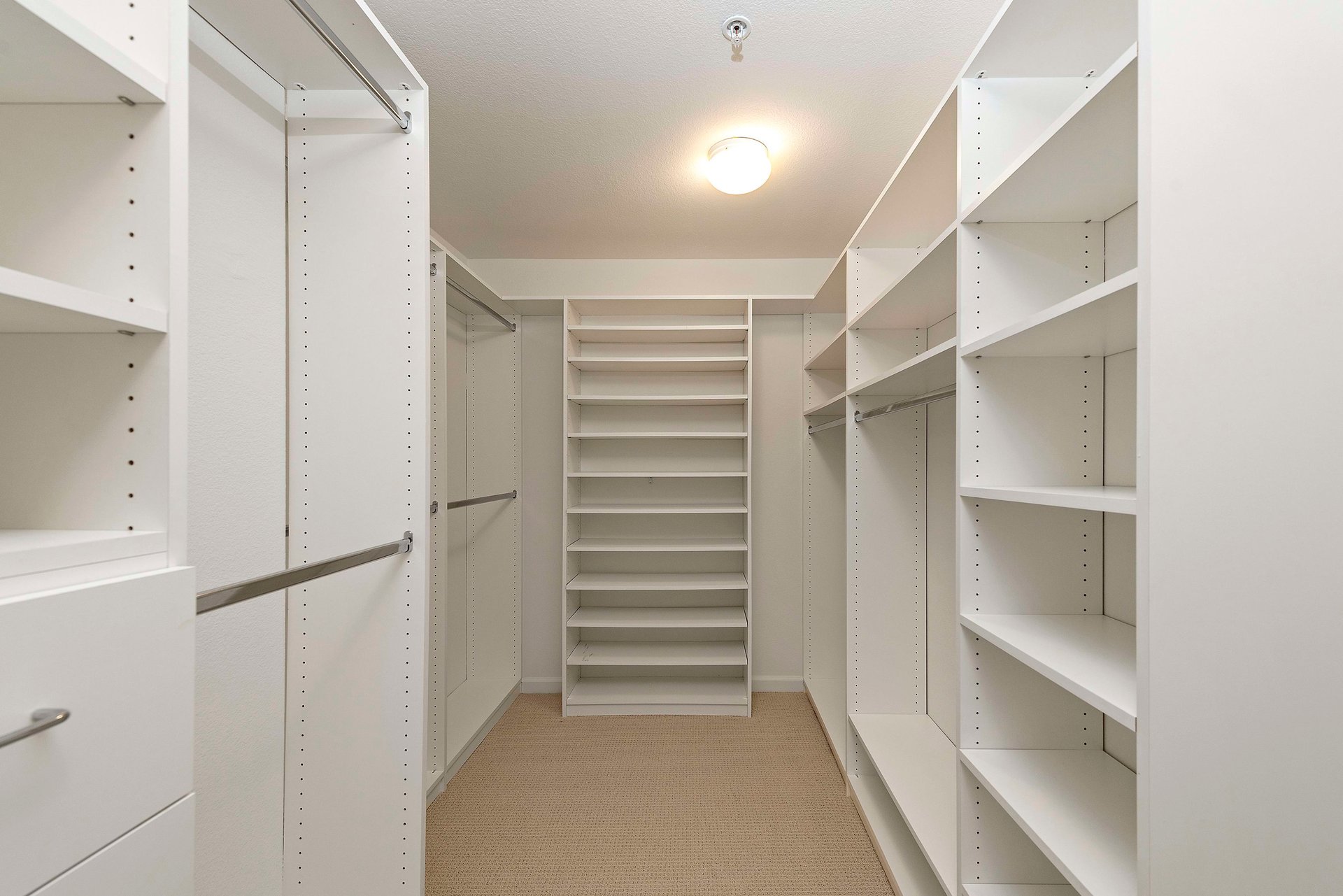 27 Presidio Dr