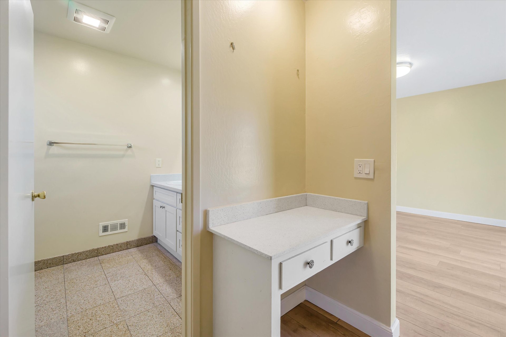 3435 Klamath Woods Pl