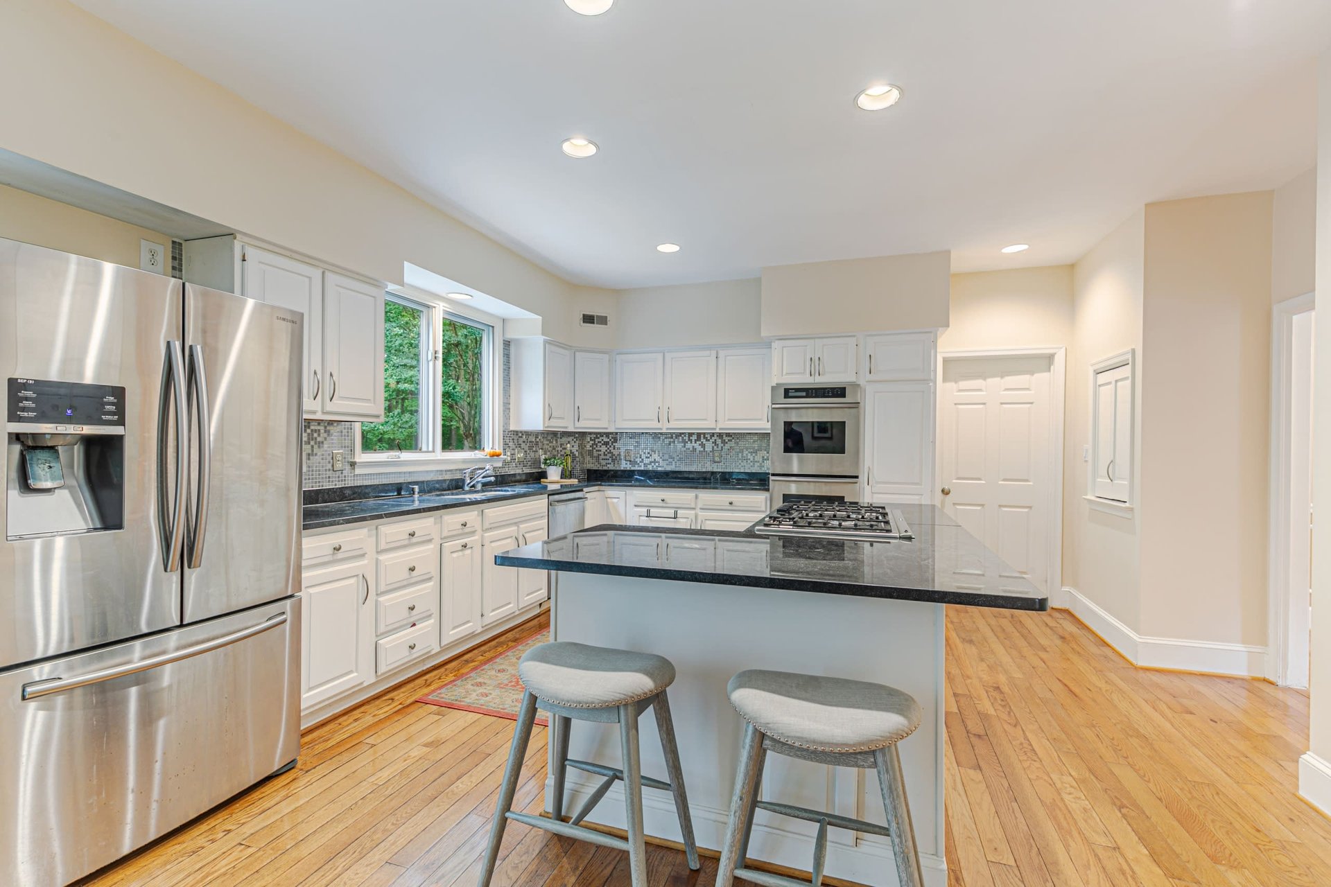 9225 Vendome Drive, Bethesda MD 20817