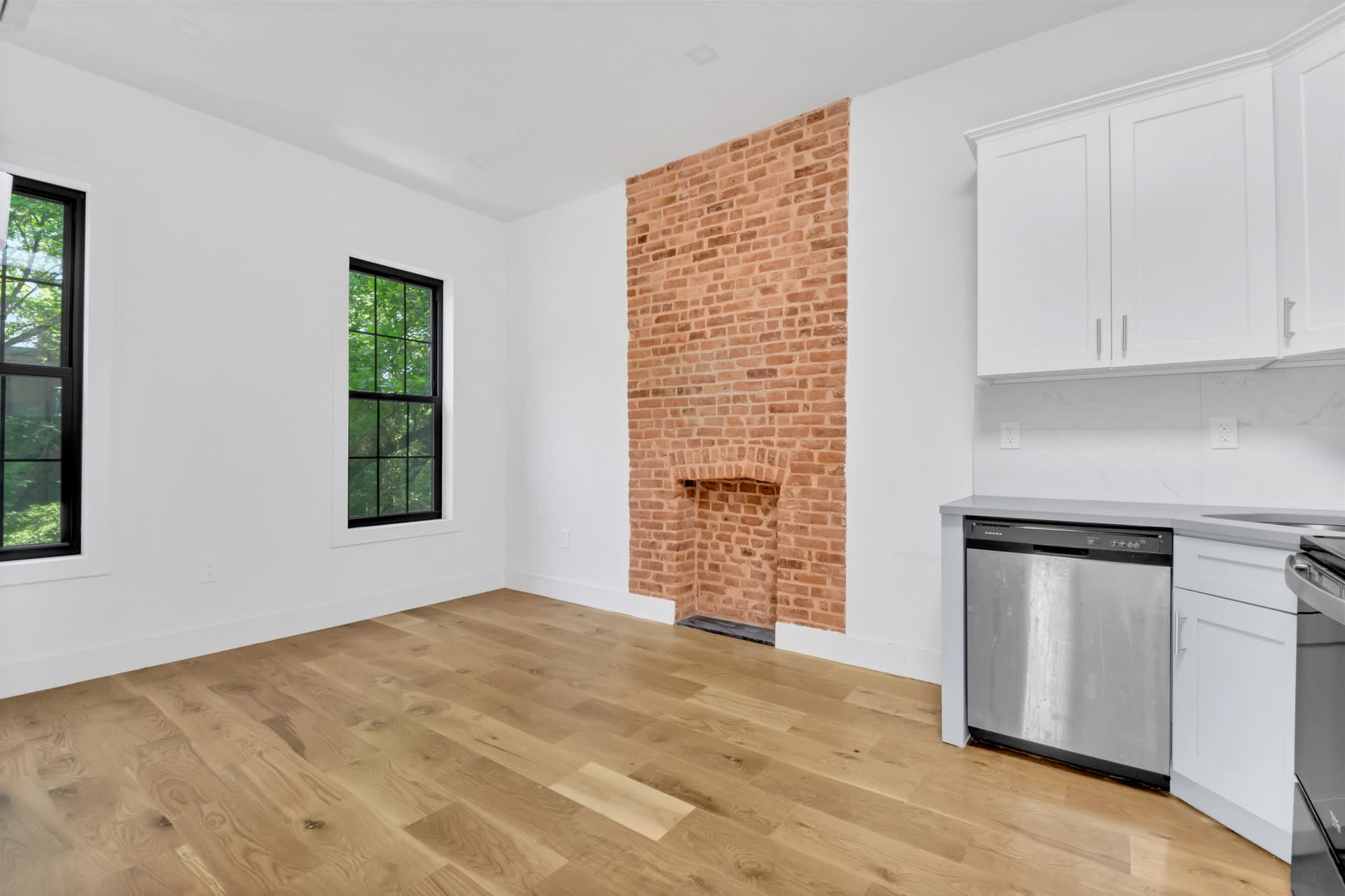 1101 Putnam Avenue, Unit 3