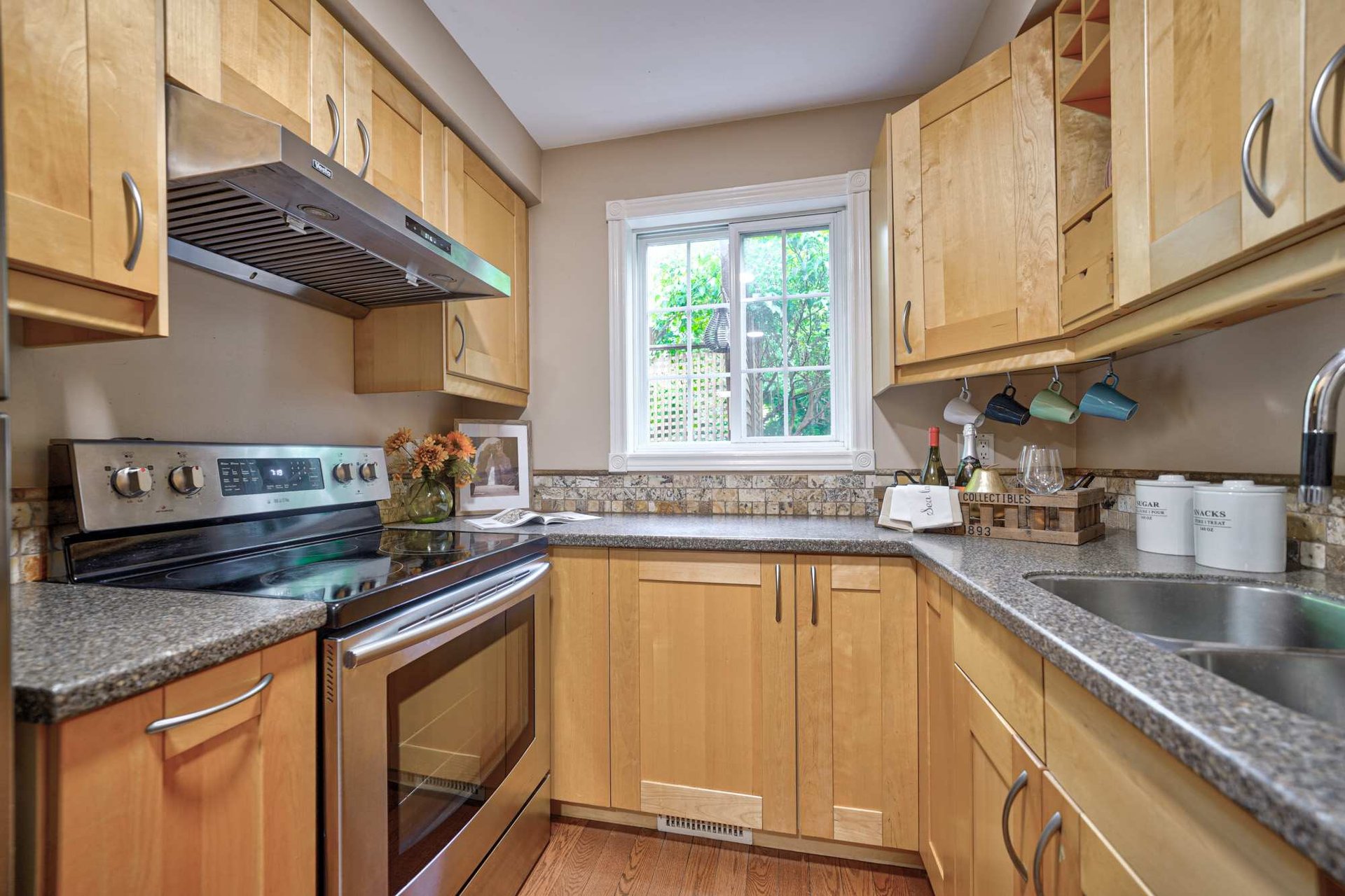 1405 Cedarglen Ct