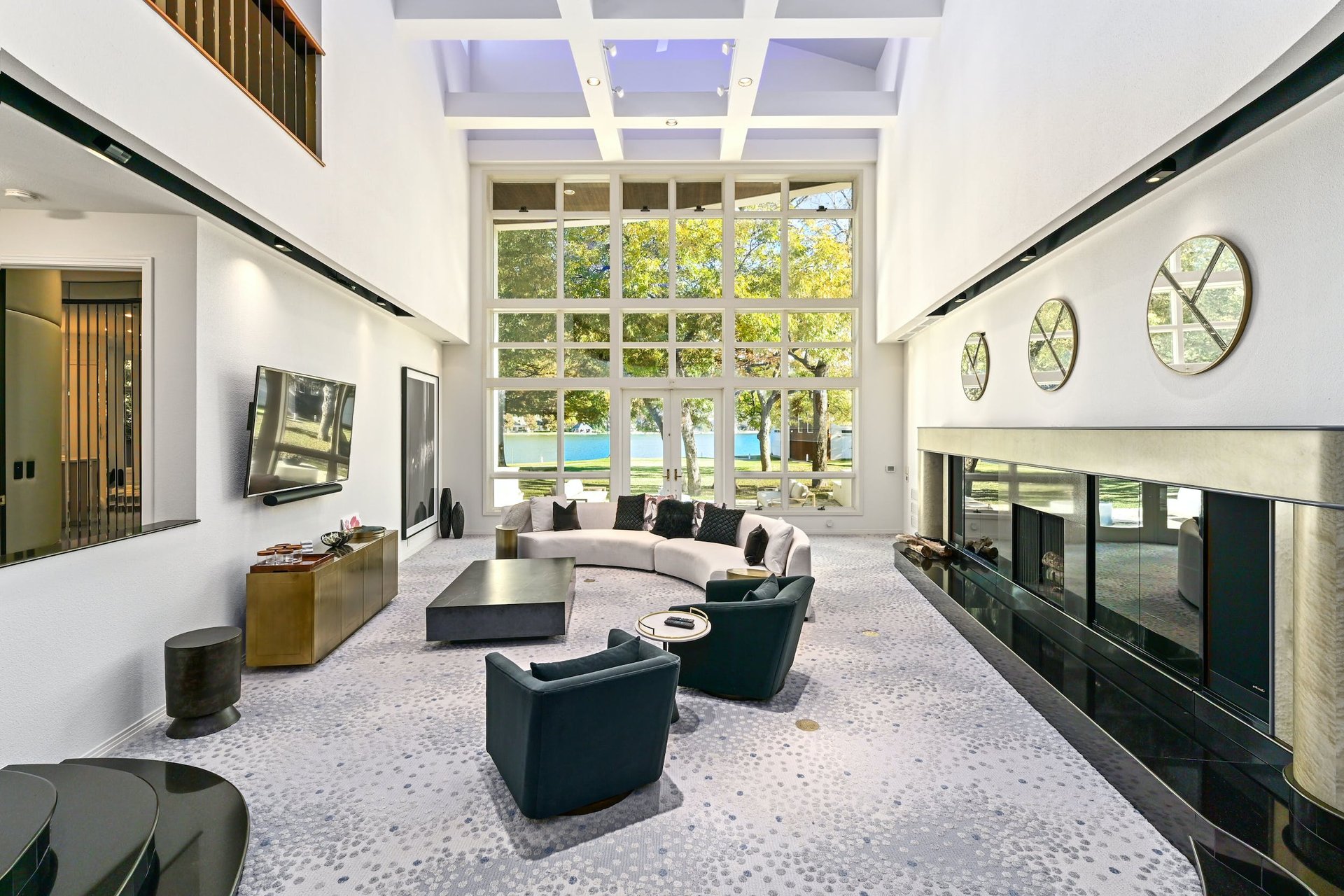 3511 Westlake Drive