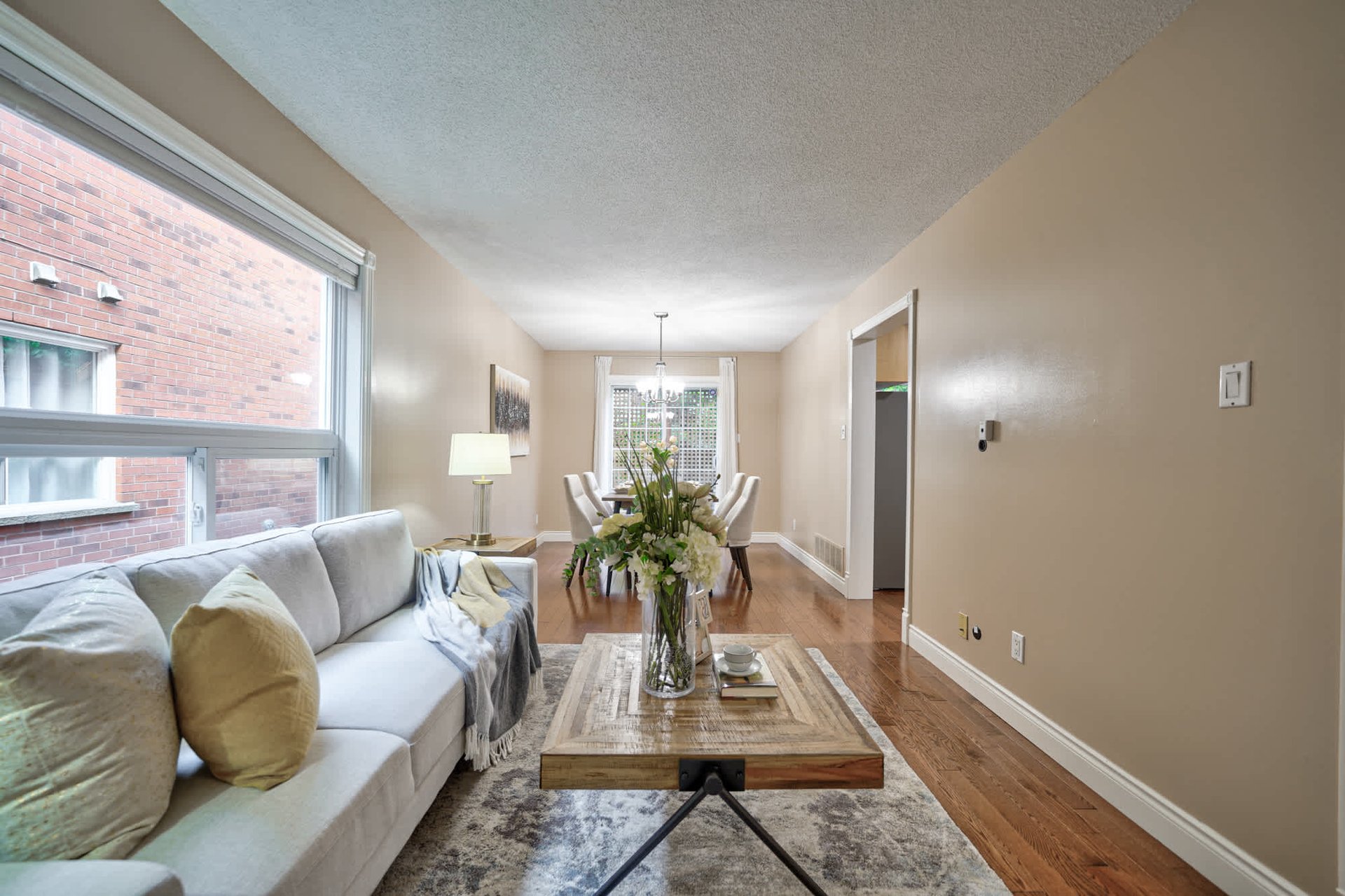 1405 Cedarglen Ct