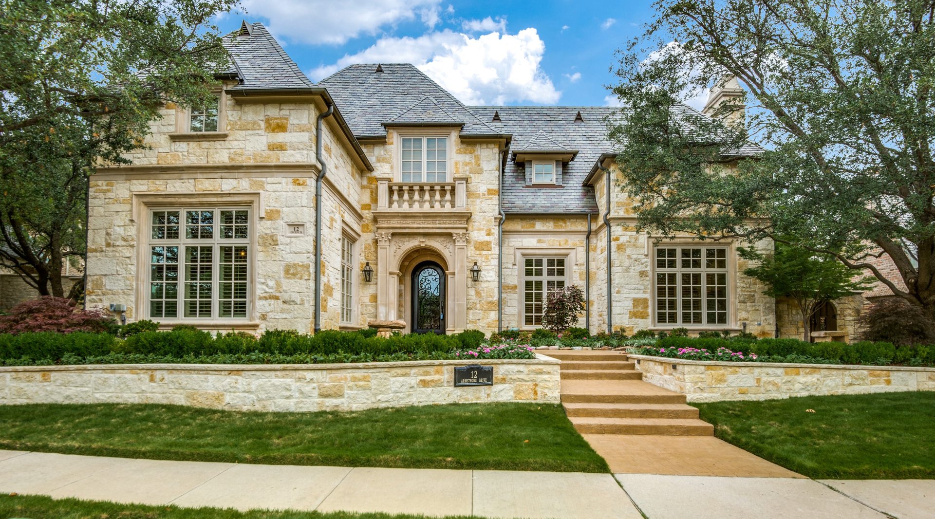 12 Armstrong Drive