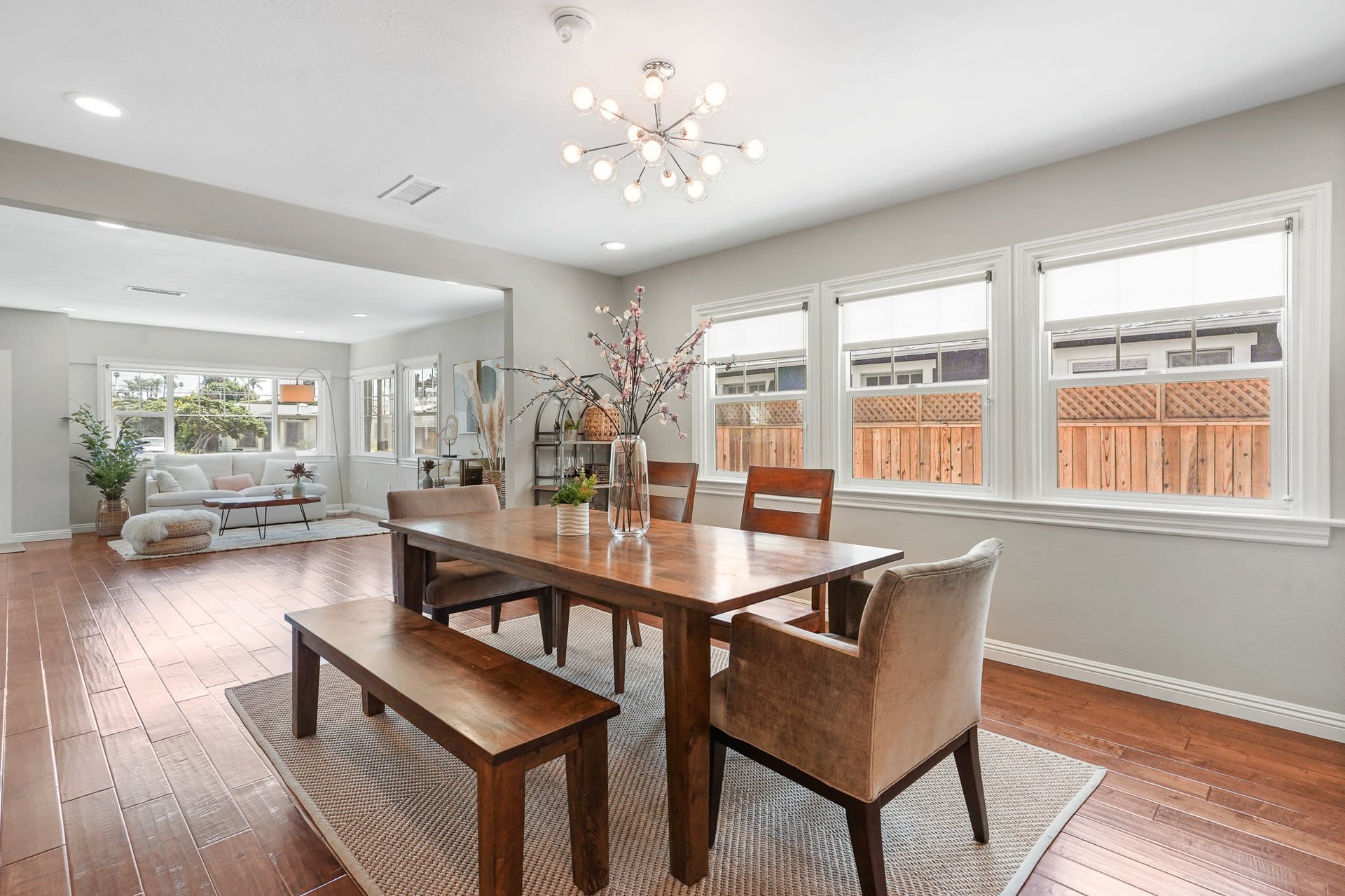 Beautifully Remodeled Home with HUGE Grassy Yard in Oxford Square