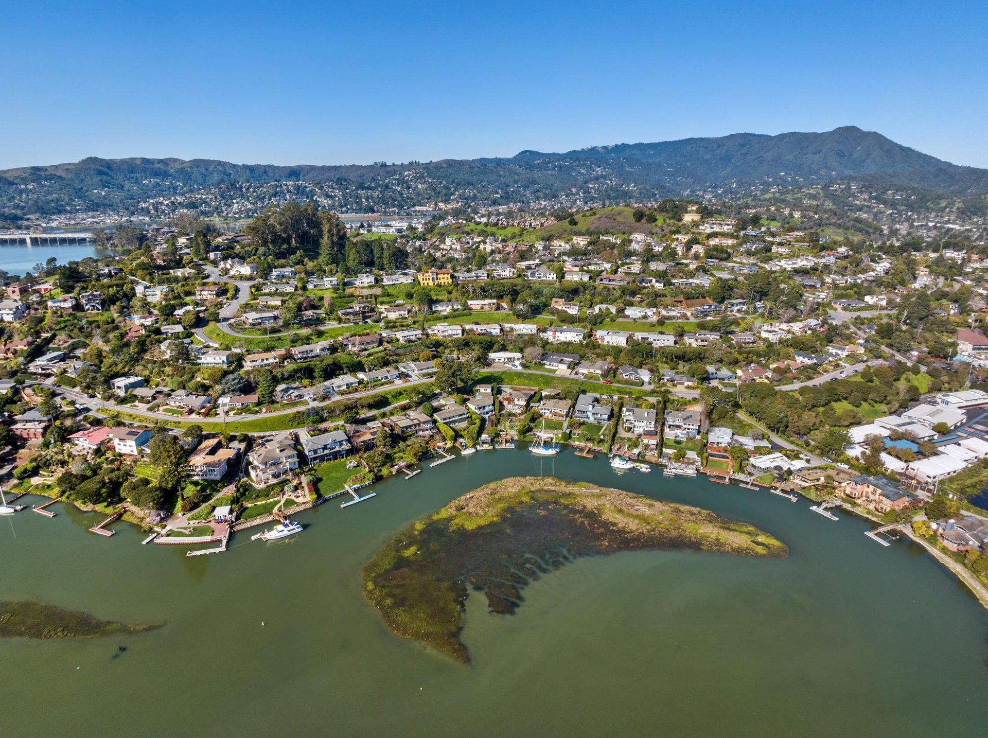 Waterfront Living in Strawberry