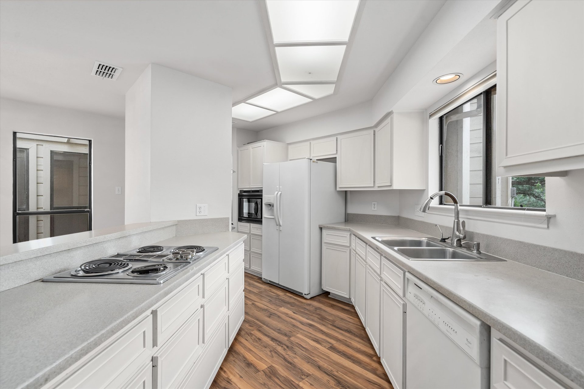 4207 Canyonside Trail 