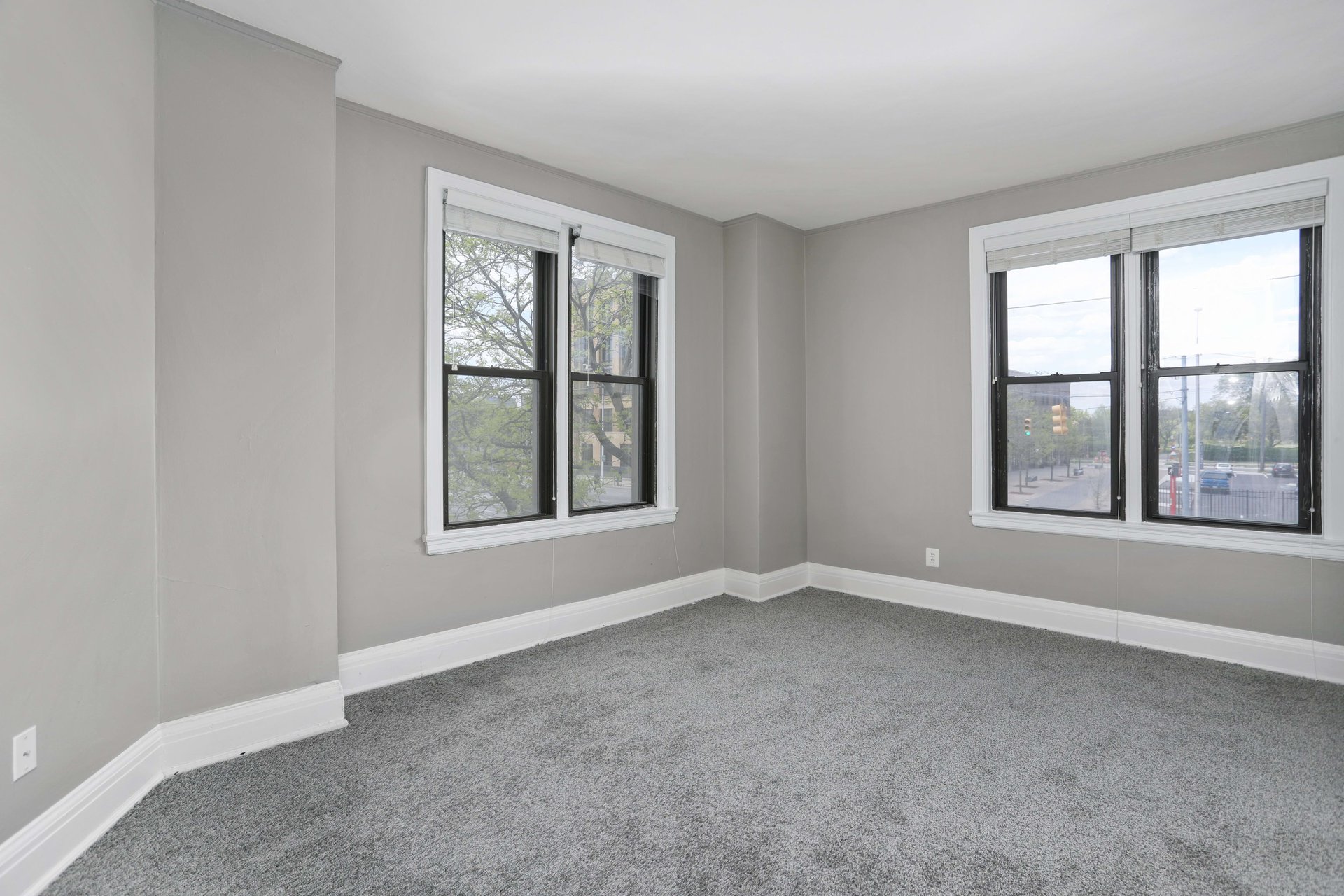 2900 E Jefferson Avenue Unit: A100