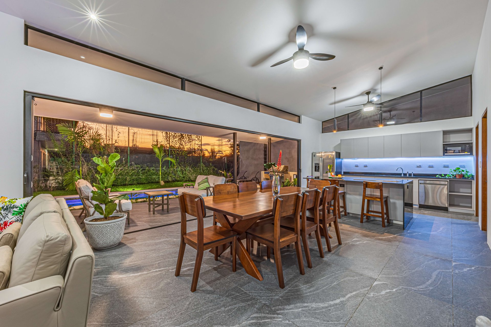 Stylish 3 bed, 3 bath Brand New  Villa in Uvita. 