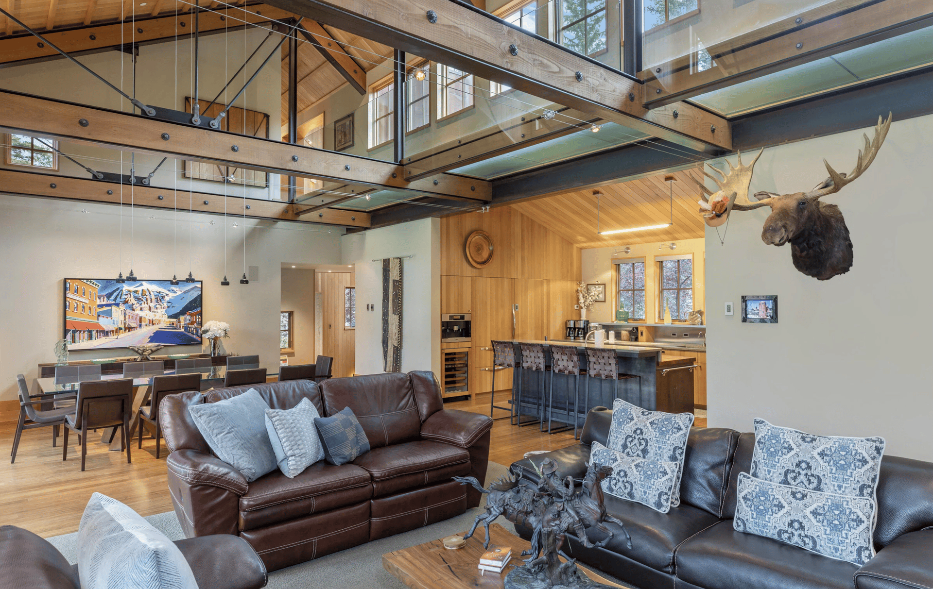 127 Polecat Ln