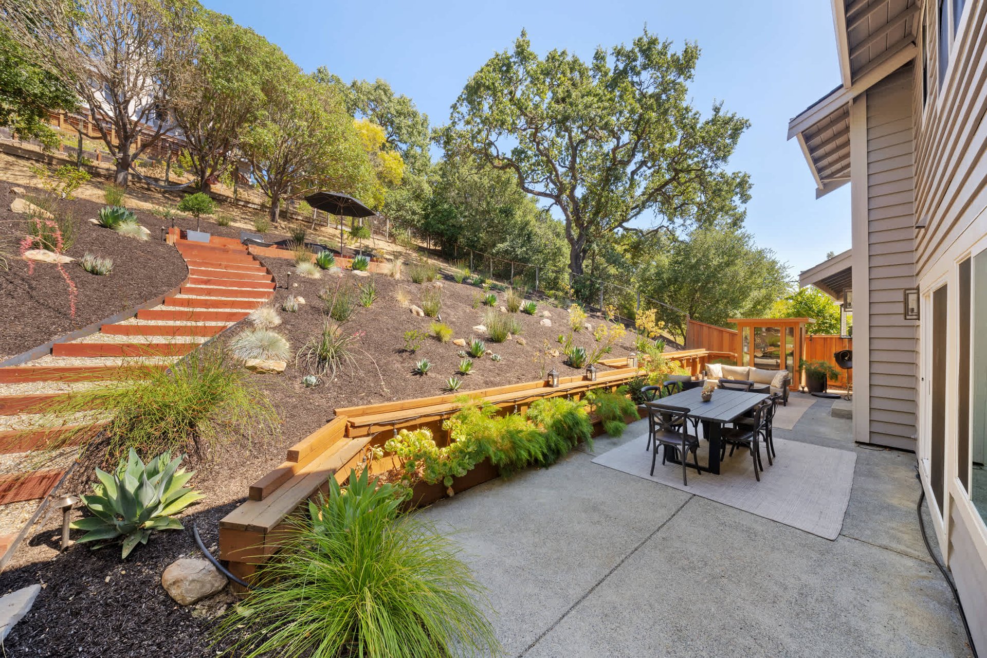 Stylish & Updated in Partridge Knolls