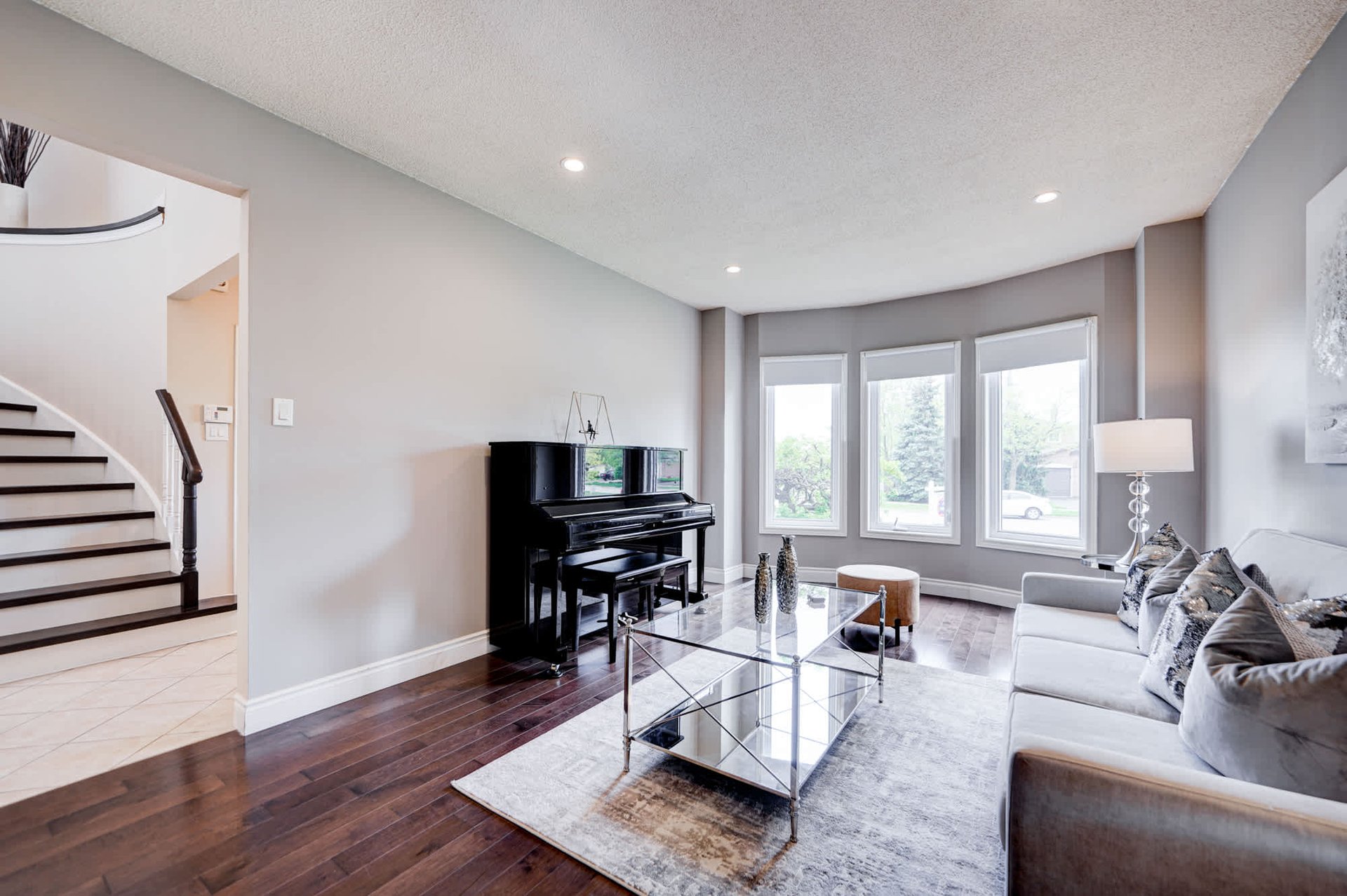 1534 Princeton Cres