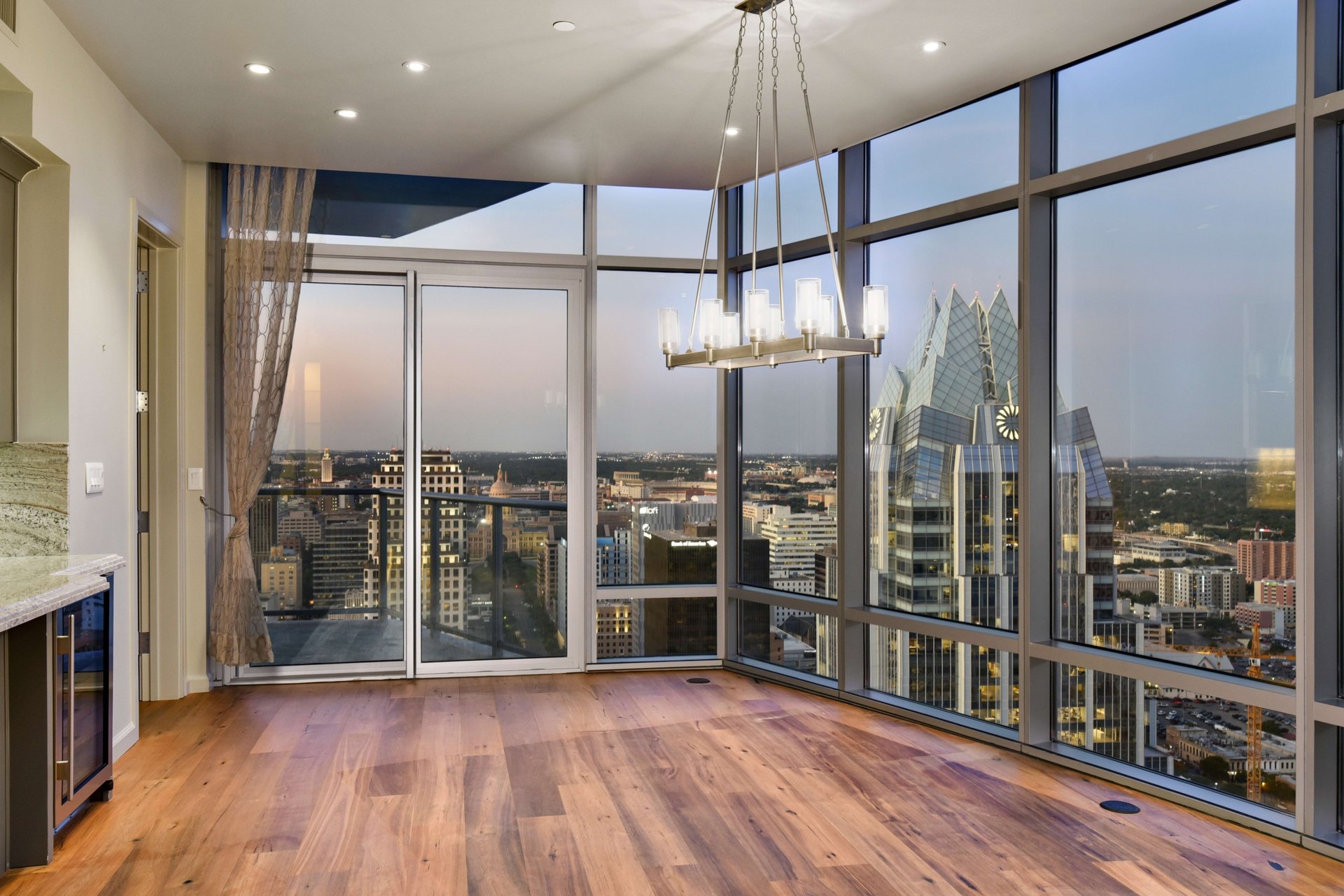 200 Congress Ave #38NE