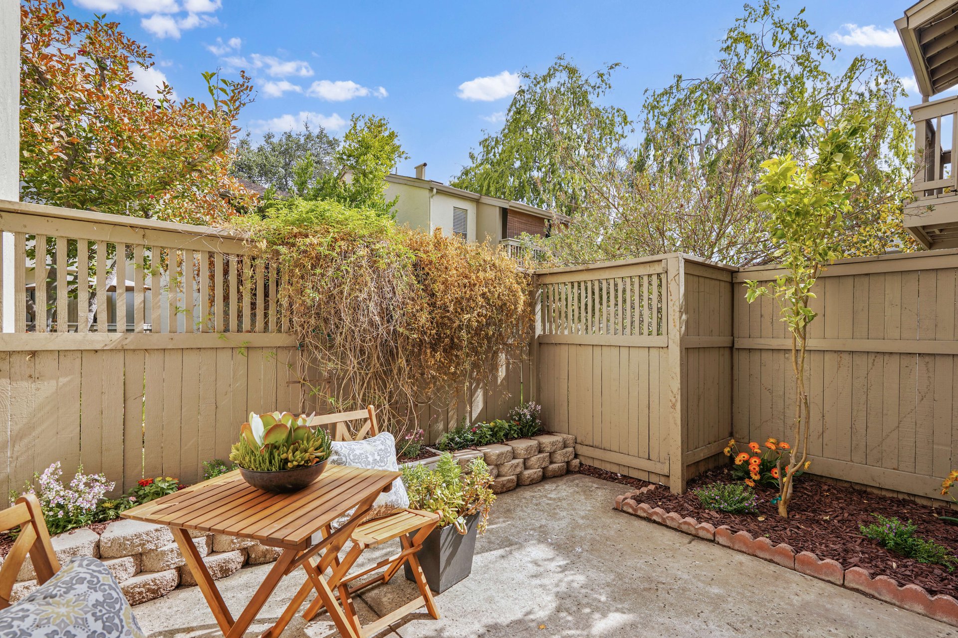 19224 Vineyard Lane