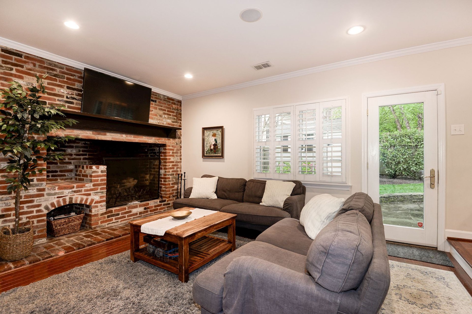 Beverley Hills Charm