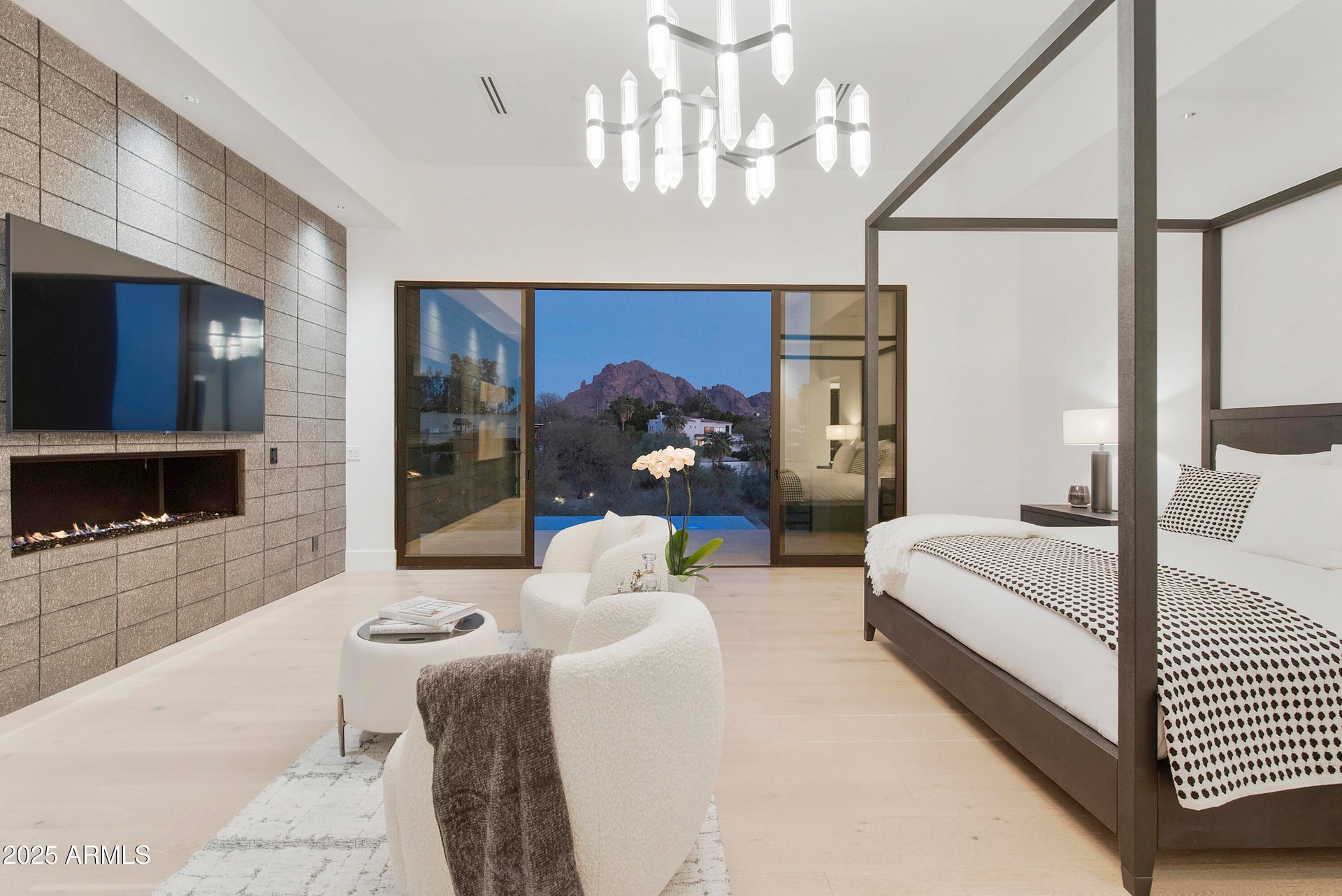 4117 E Keim Dr