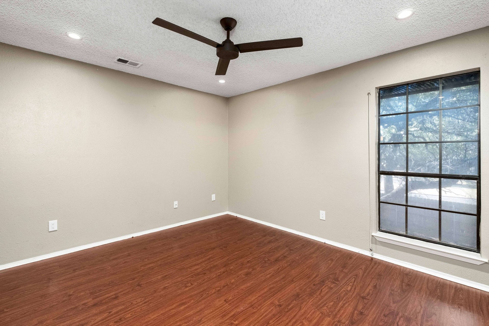 4159 Steck Ave #242