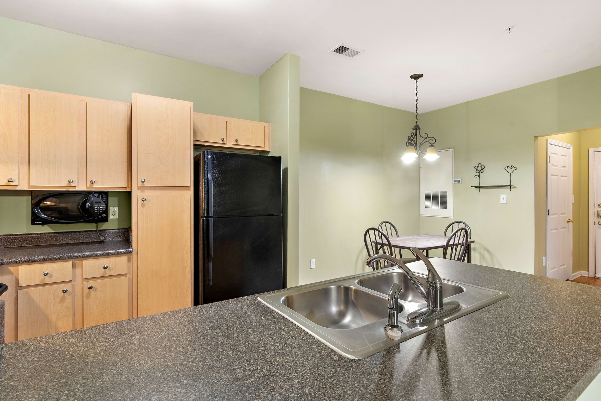 614 Bristol Village Drive Unit: B03