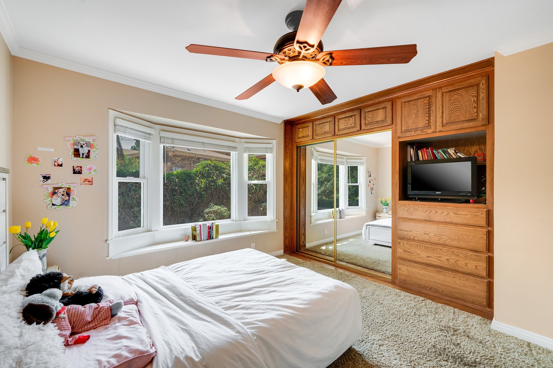 A Lil Bit O' Country in Shadow Hills * SOLD at full price