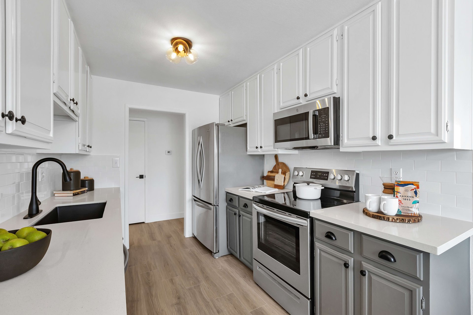 Golden Gate View Condominium