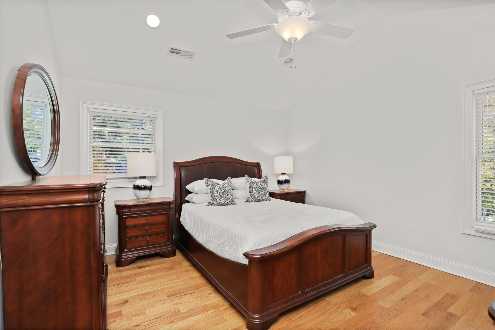 8 Marion Road