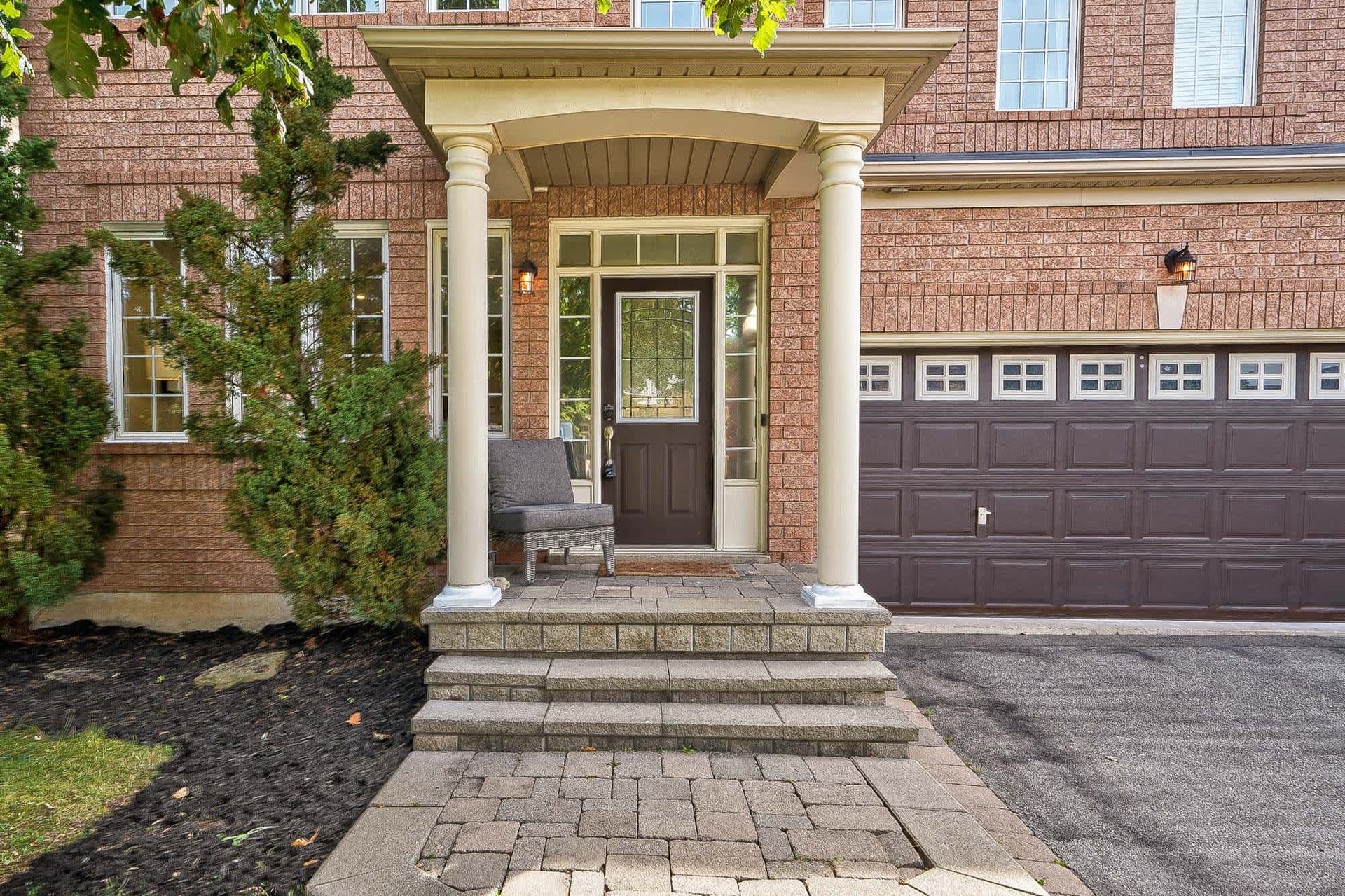 2164 Highcliffe Way